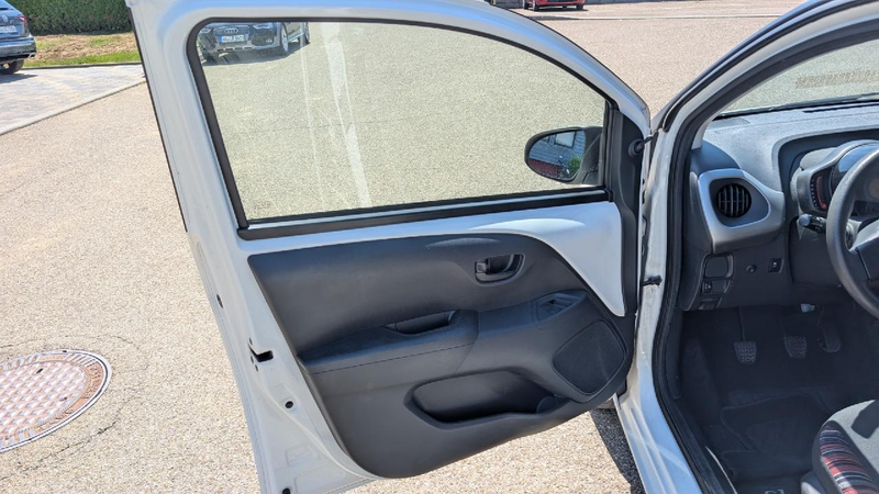 Citroen C1 Feel — photo 11