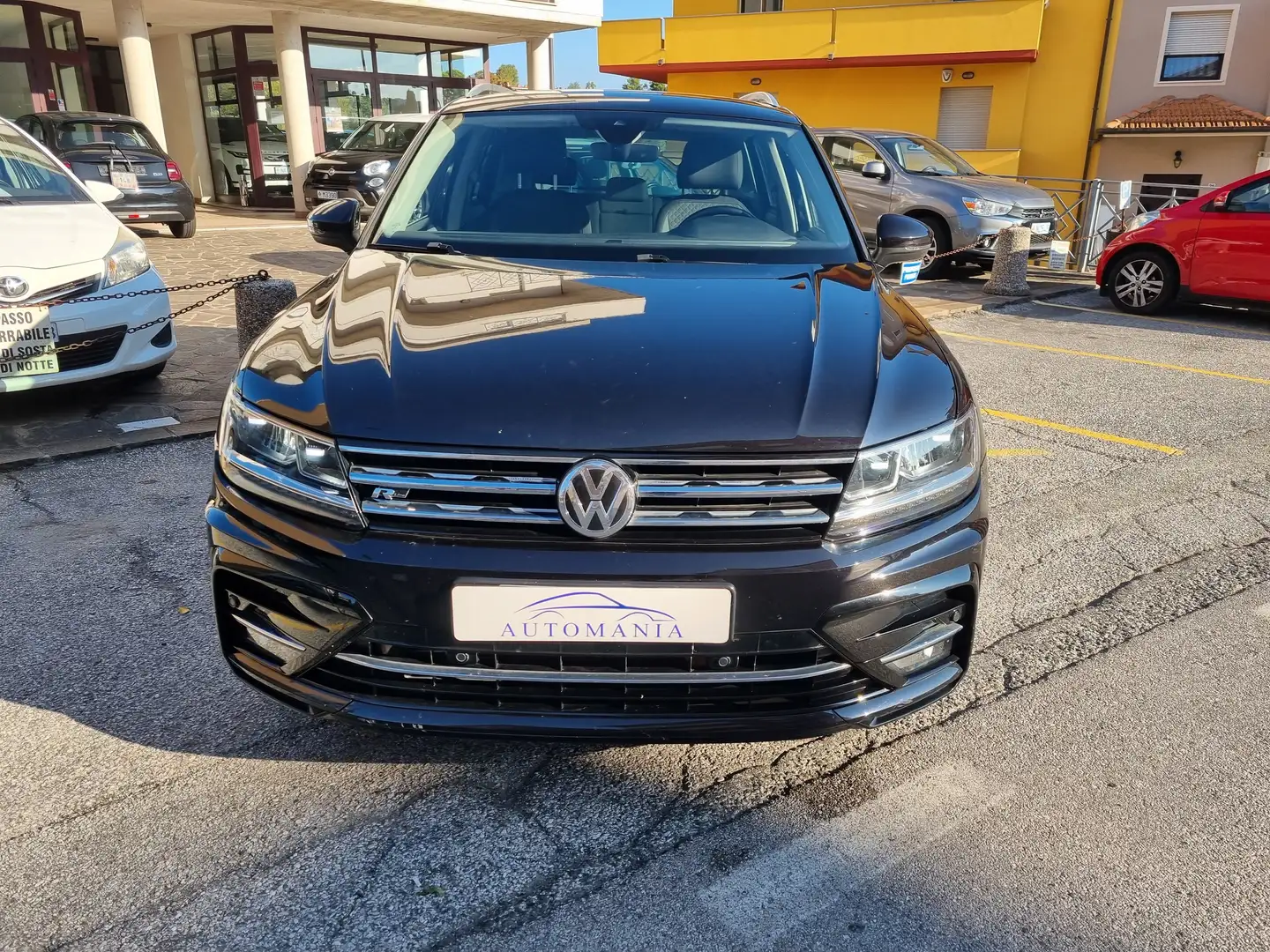 Volkswagen Tiguan 1.6 tdi R-LINE 115cv Nero - 2