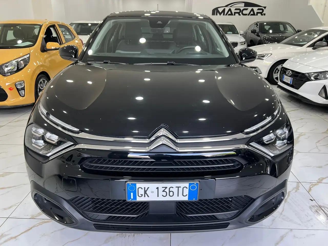 Citroen C4 C4 III 2021 1.5 bluehdi Shine s 2