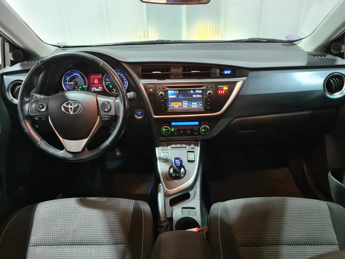 Toyota Auris Touring Sports 1.8 Hybrid Aspiration | Panoramadak Zwart - 2