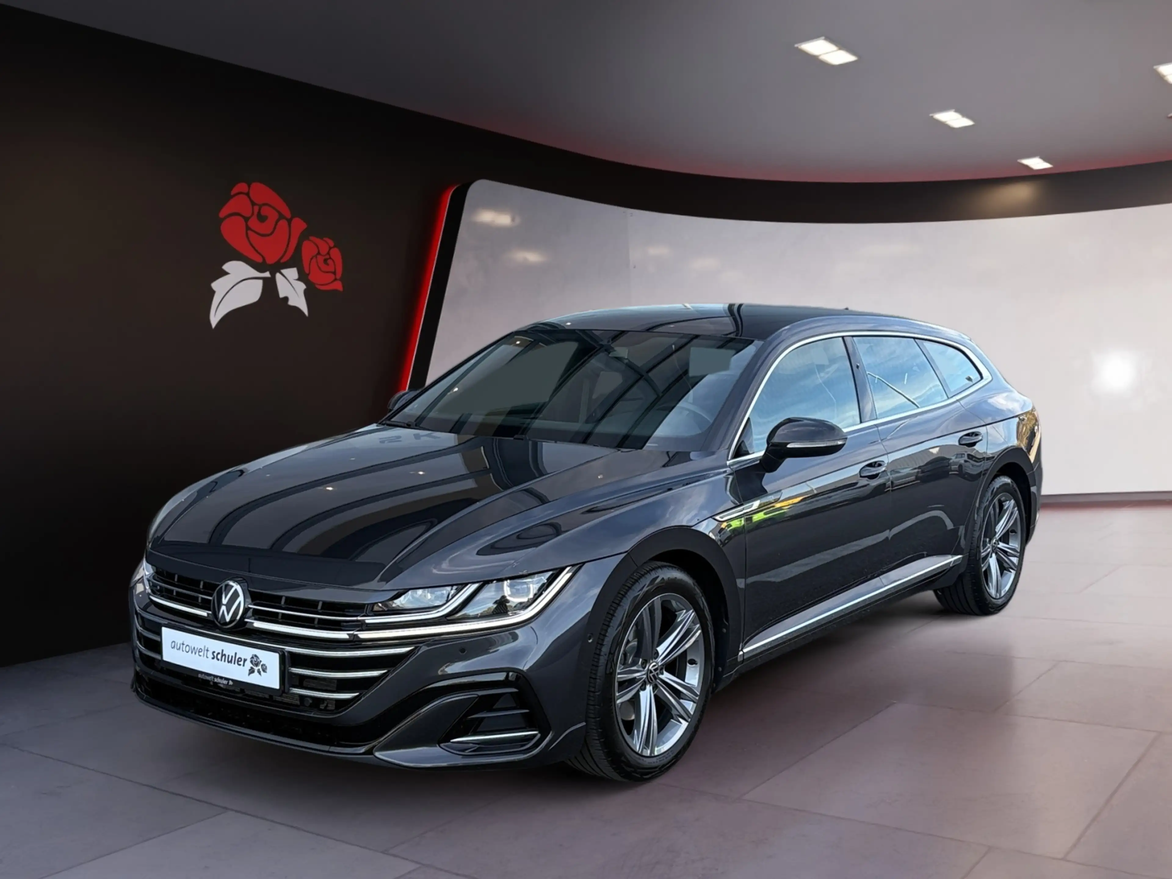 Volkswagen Arteon Shooting Brake 2,0 TSI DSG R-Line AHK — photo 2