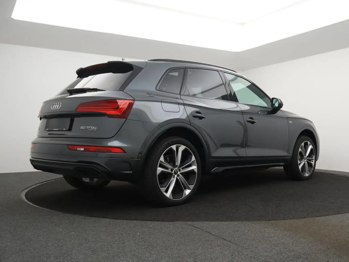 Audi Q5 PHEV Audi Q5 3XS-line 50TFSIe QUATTRO 299PK *AUTOM Gris - 2