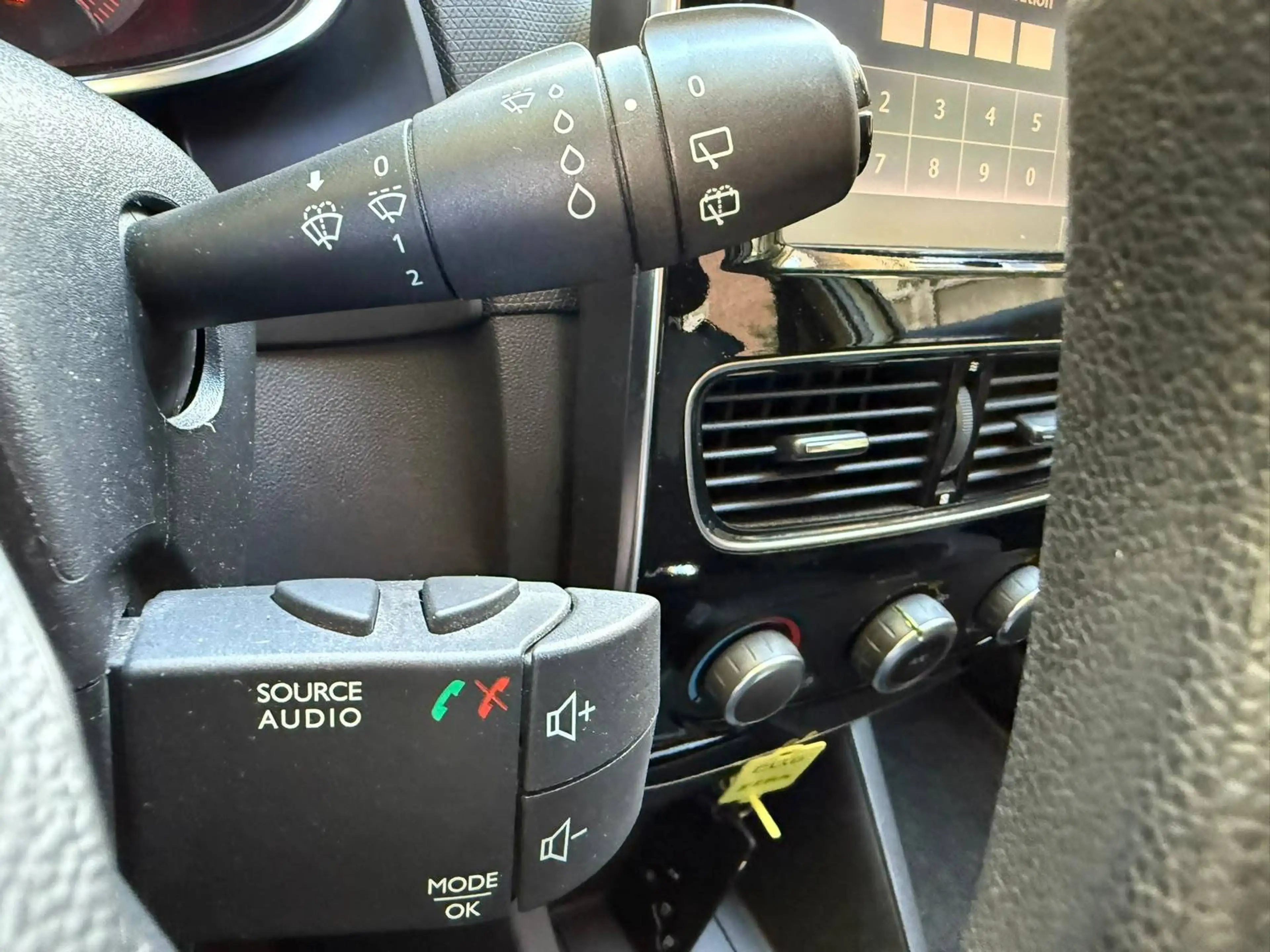 Renault Clio Clio 1.2i Life GARANTIE 1 AN/JAAR — photo 12