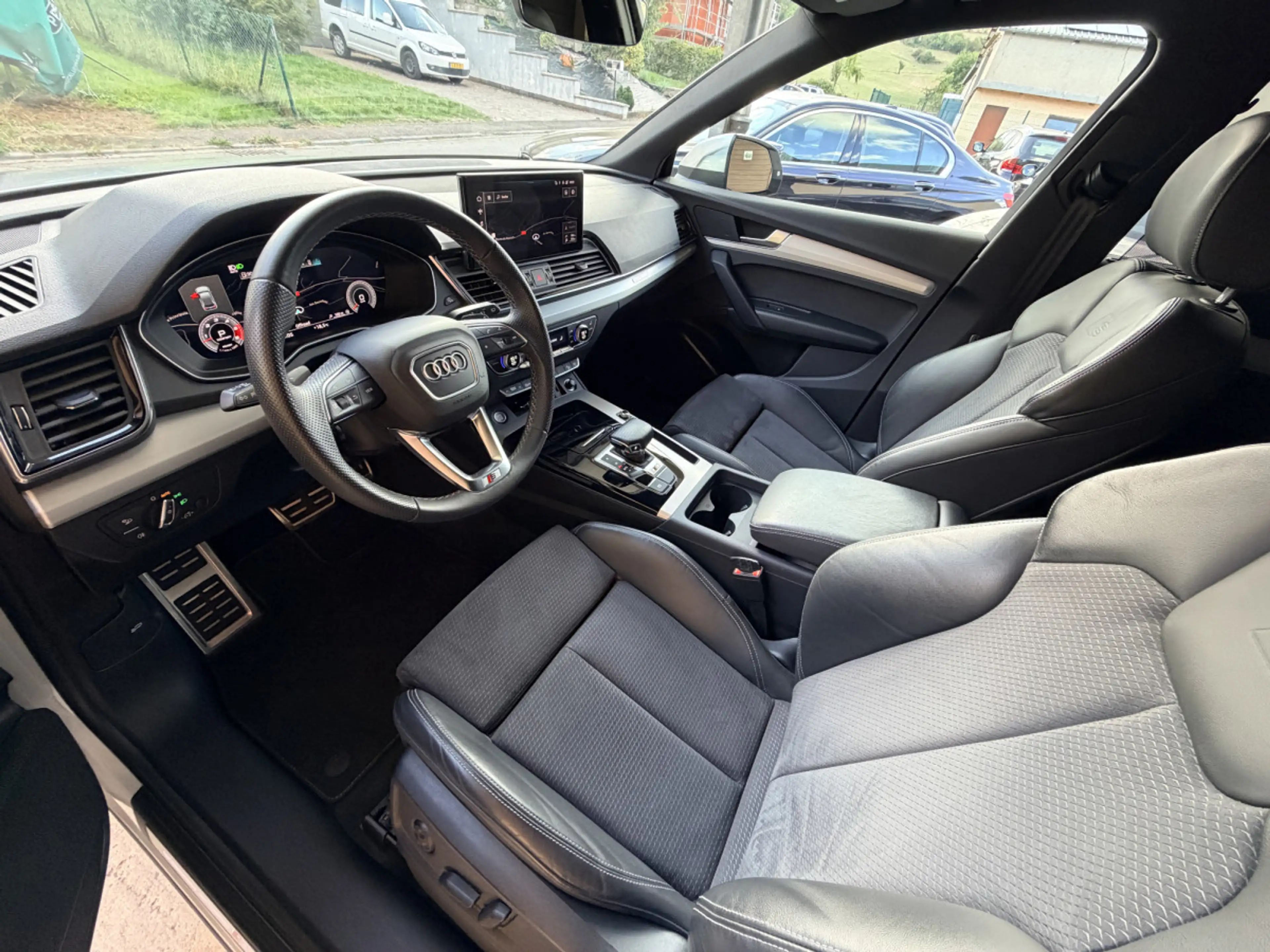 Audi SQ5 Quattro 341cv — photo 10