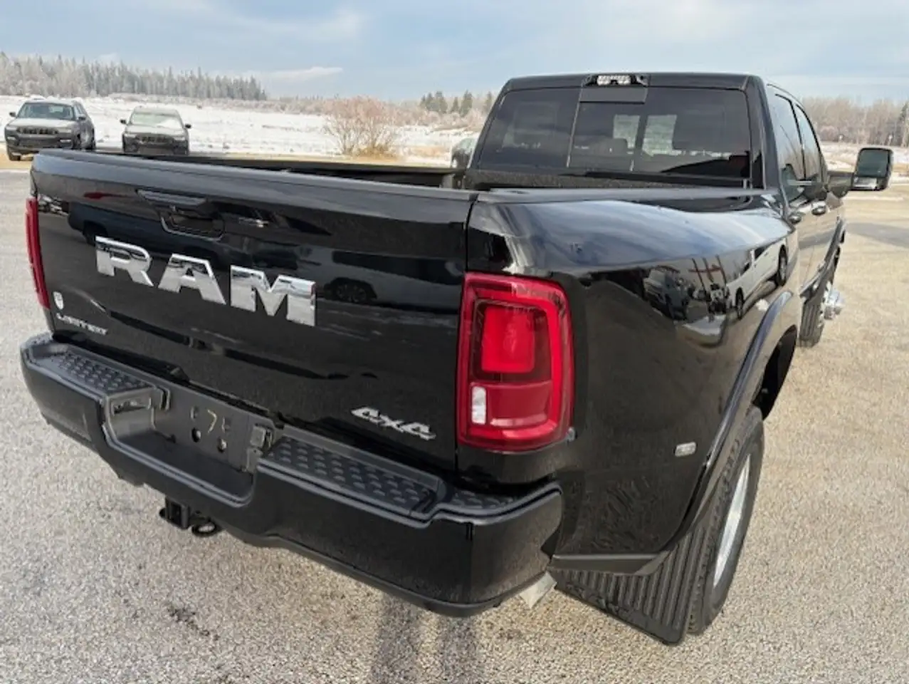 RAM 3500 снимка RAM 3500