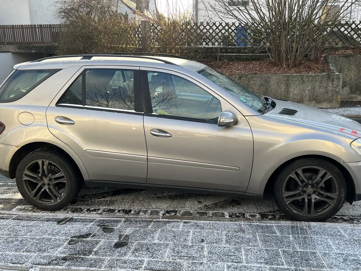 Mercedes-Benz ML 320 ML 320 CDI (164.122) Grau - 2