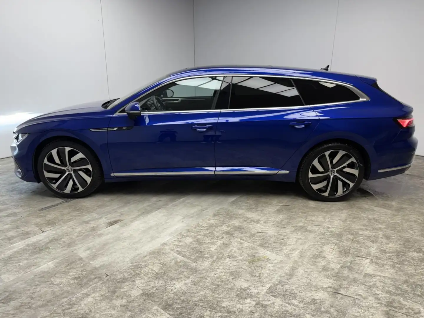 Volkswagen Arteon Shooting Brake 2.0 TSI DSG R-Line Panorama Klima Blau - 2