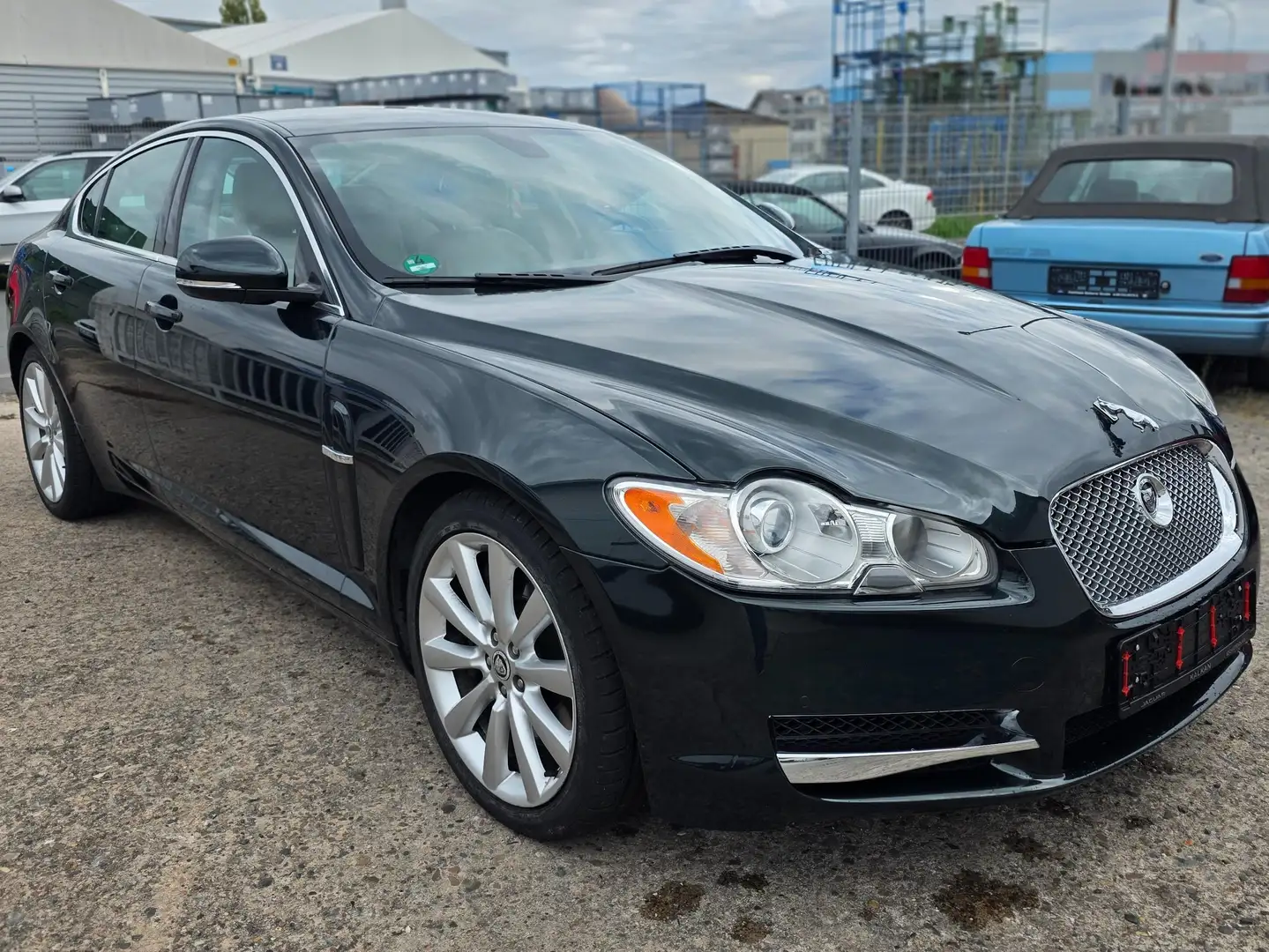 Jaguar XF XF Diesel 3.0 V6 Prem Luxury * SDach* Leder* KAM * Grün - 1