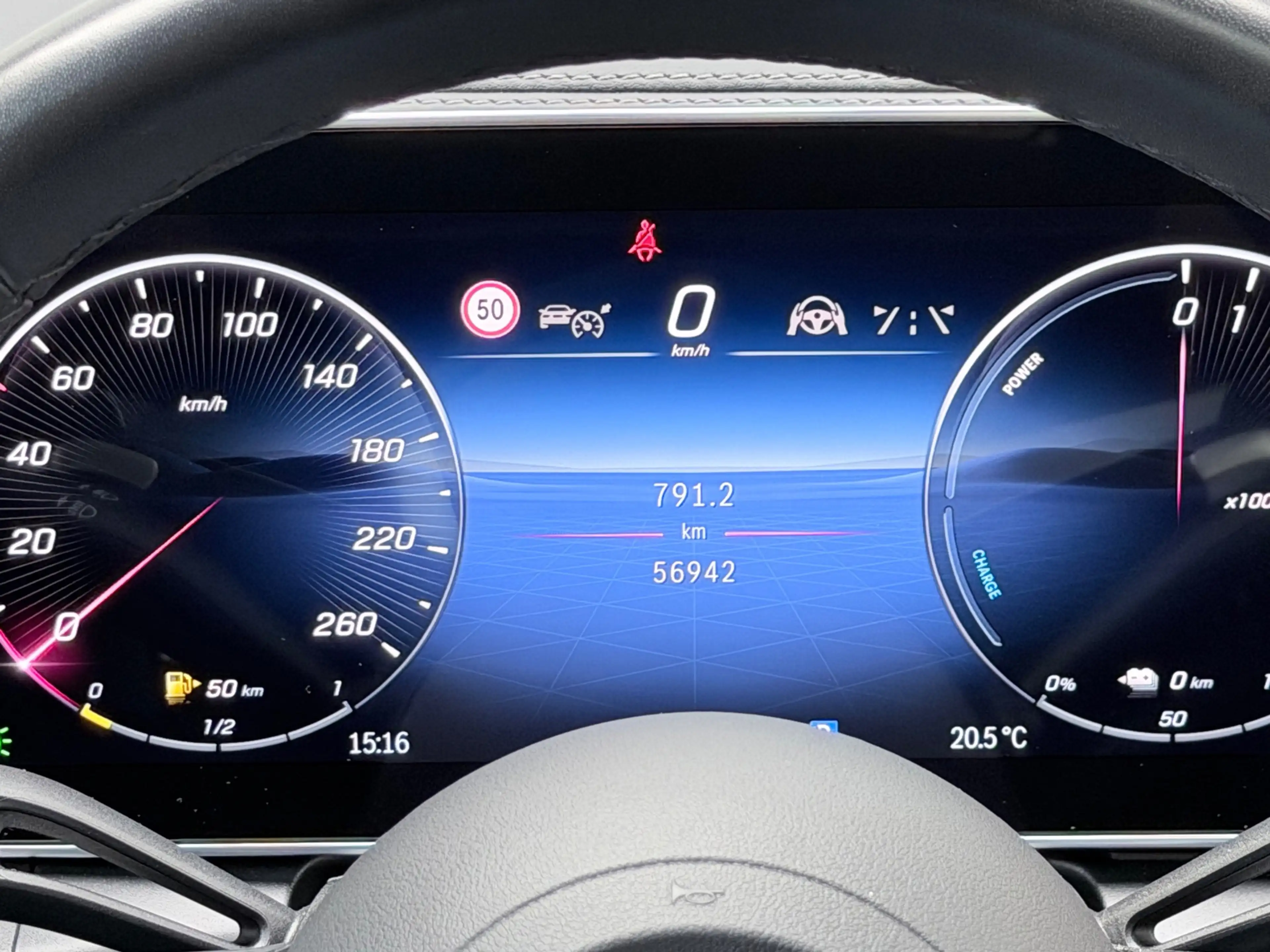 Mercedes-Benz GLC 400 400e 4MATIC AMG Pano/Memory/Burmester — photo 25