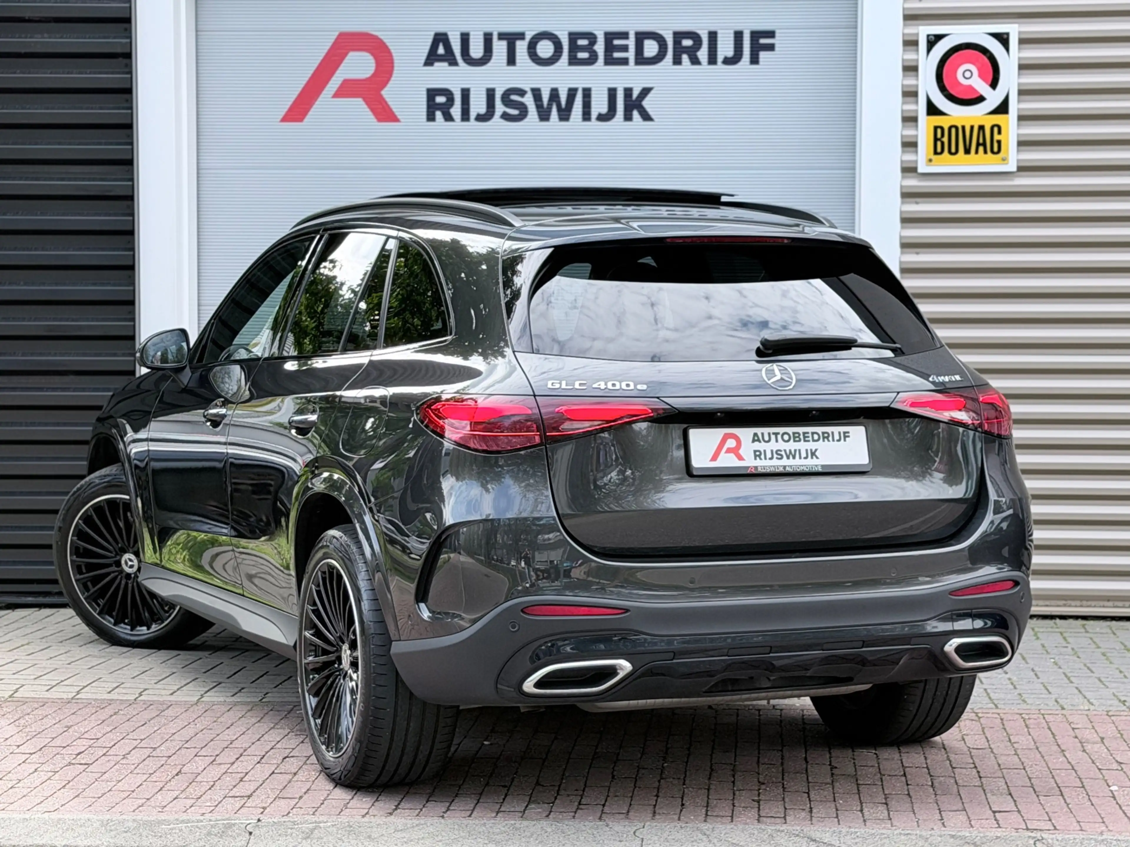Mercedes-Benz GLC 400 400e 4MATIC AMG Pano/Memory/Burmester — photo 3