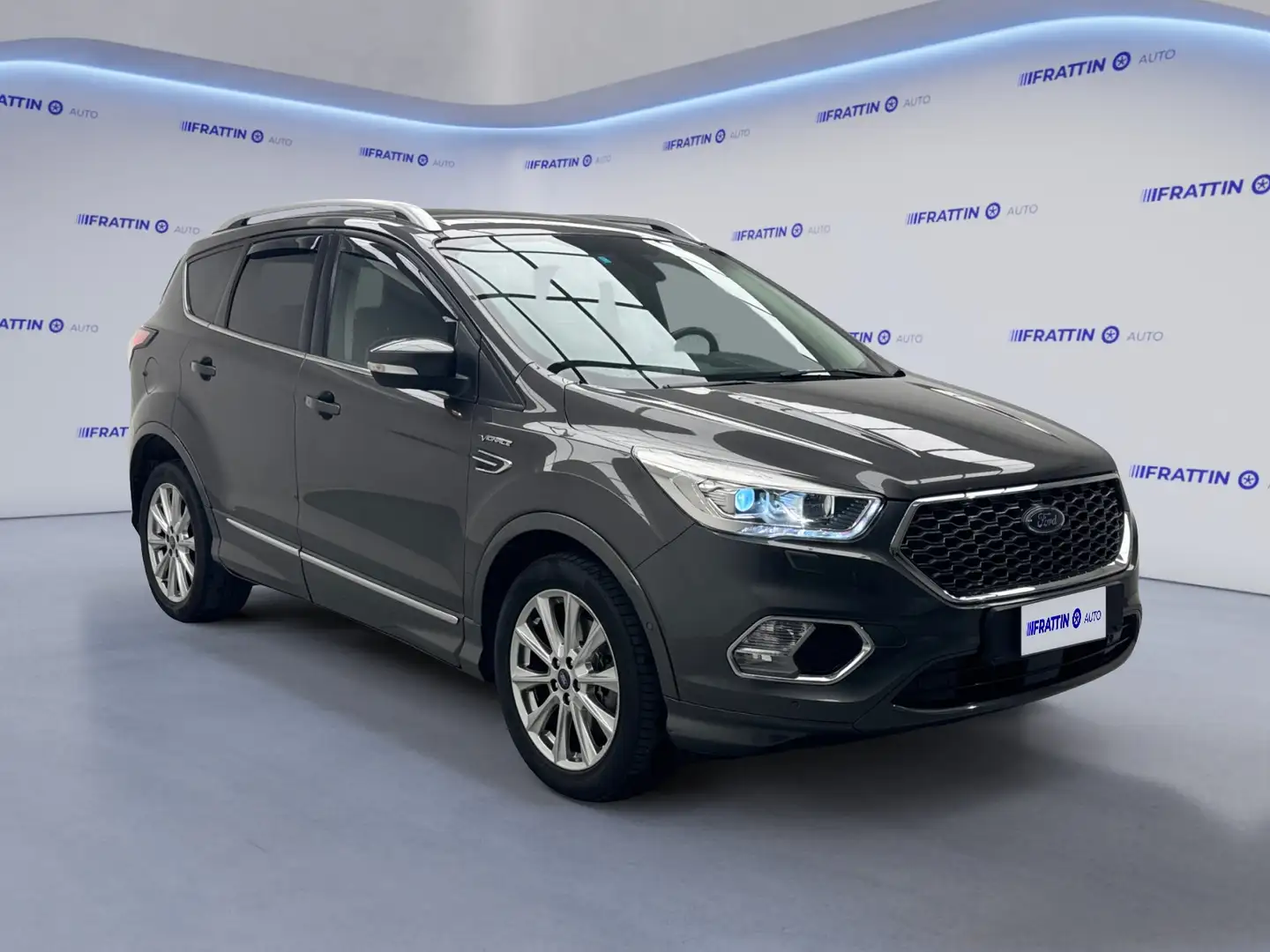 Ford Kuga 2.0 TDCI 150 CV S&S 2WD Vignale Gris - 2