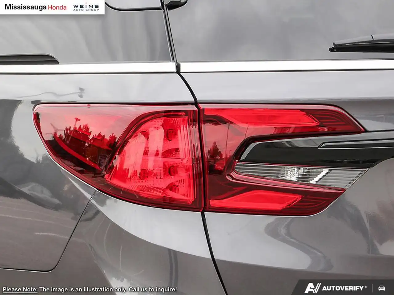 Honda Odyssey снимка Honda Odyssey