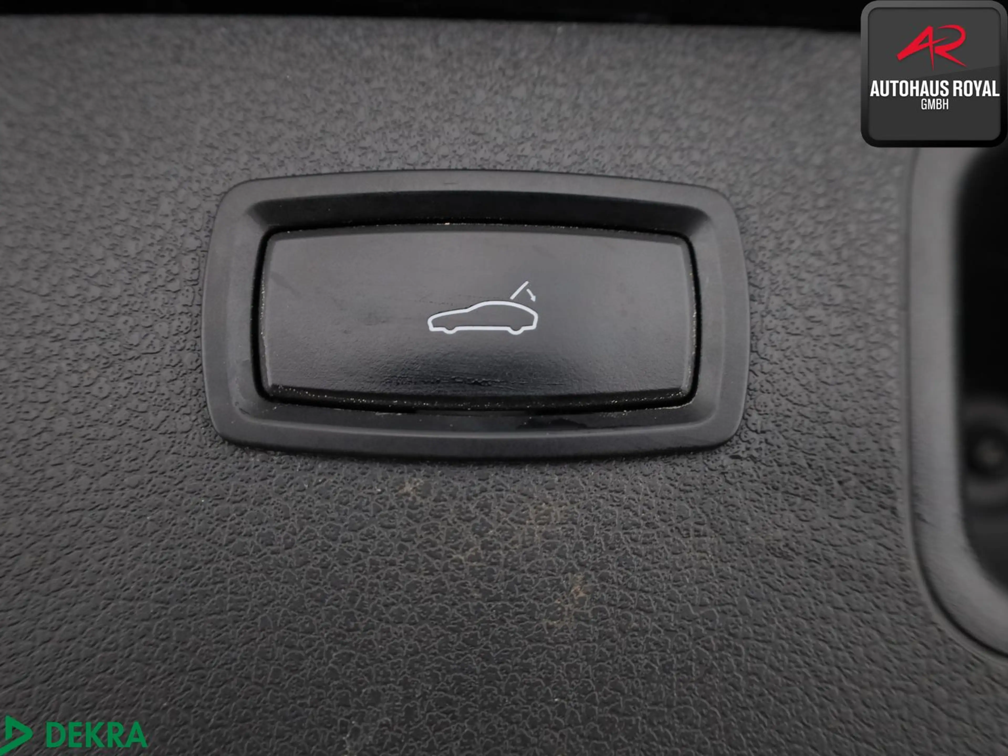 Porsche Macan Turbo 3.6 V6 PANORAMA,BOSE,MEMORY,AHK,NAVI — photo 19