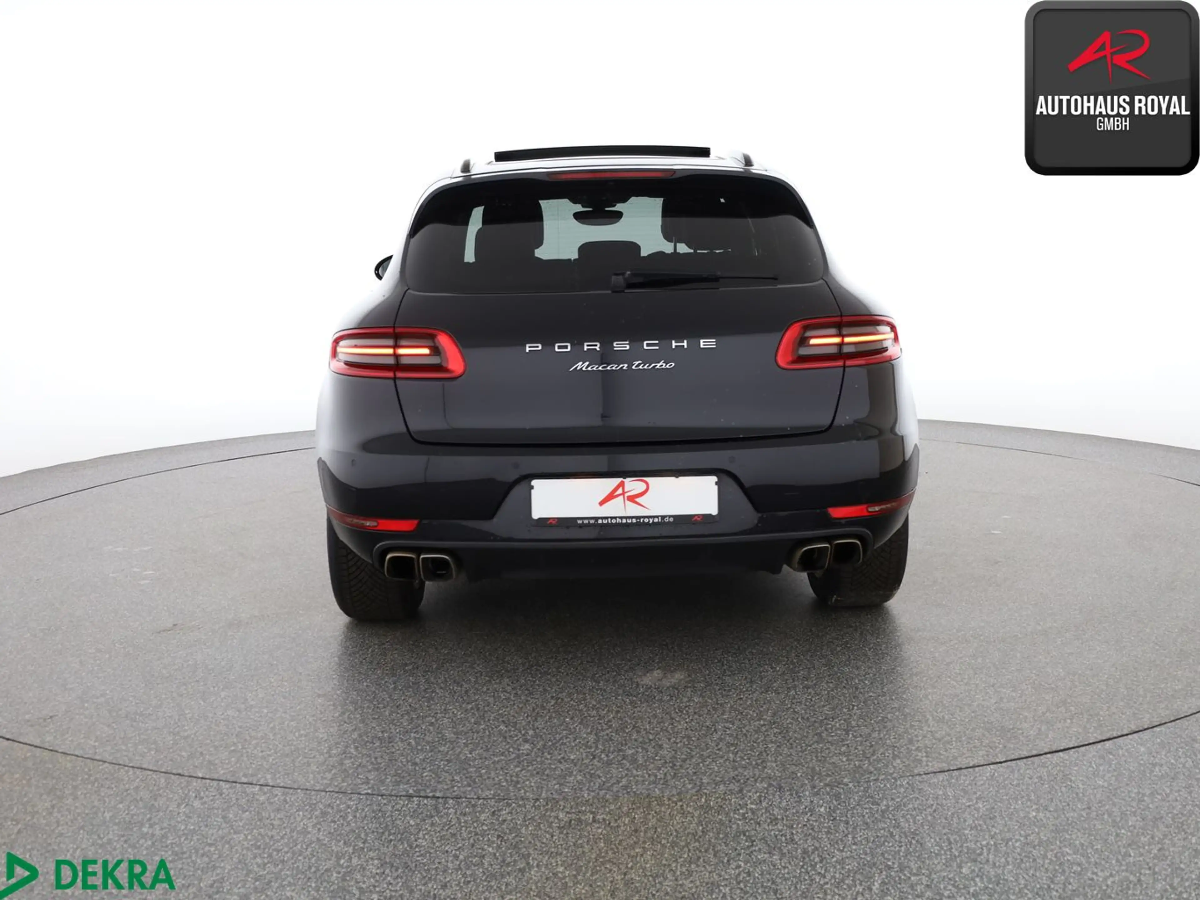 Porsche Macan Turbo 3.6 V6 PANORAMA,BOSE,MEMORY,AHK,NAVI