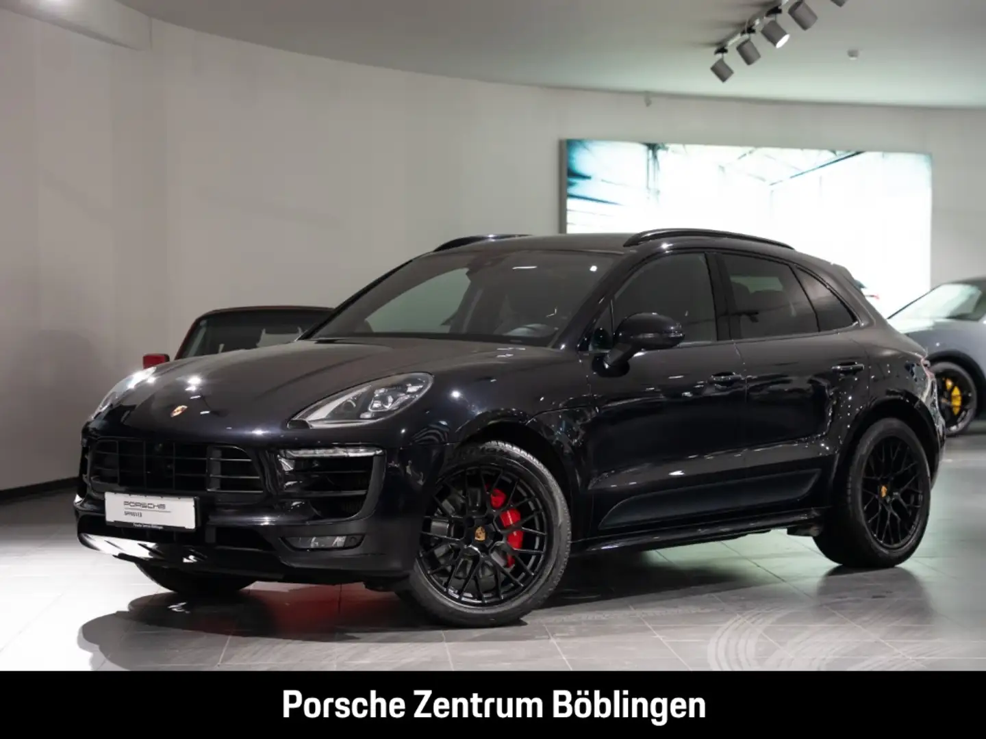 Porsche Macan GTS Standheizung Surround-View Luftfederung Schwarz - 1