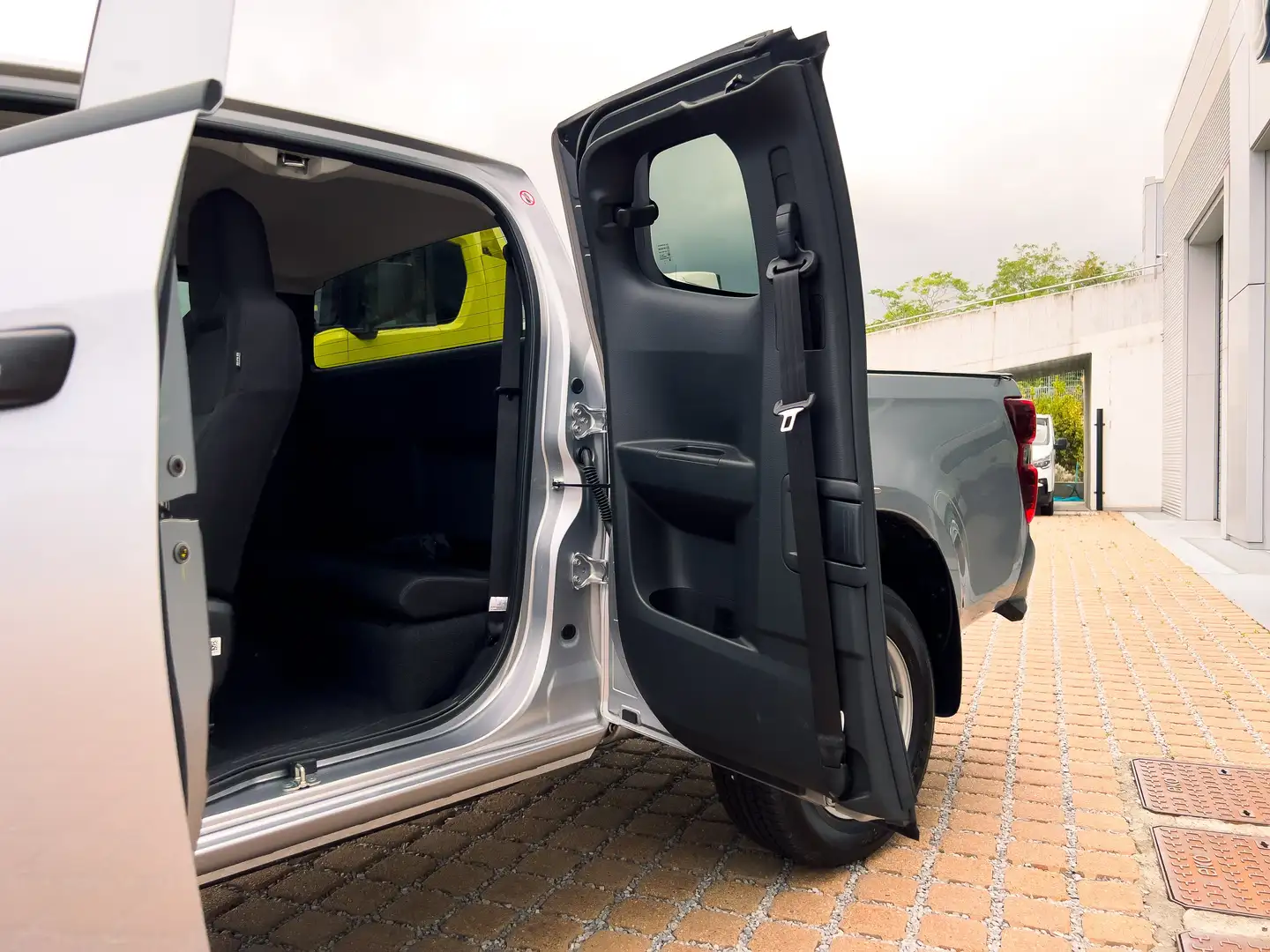 Isuzu D-MAX N57 Grijs - 2
