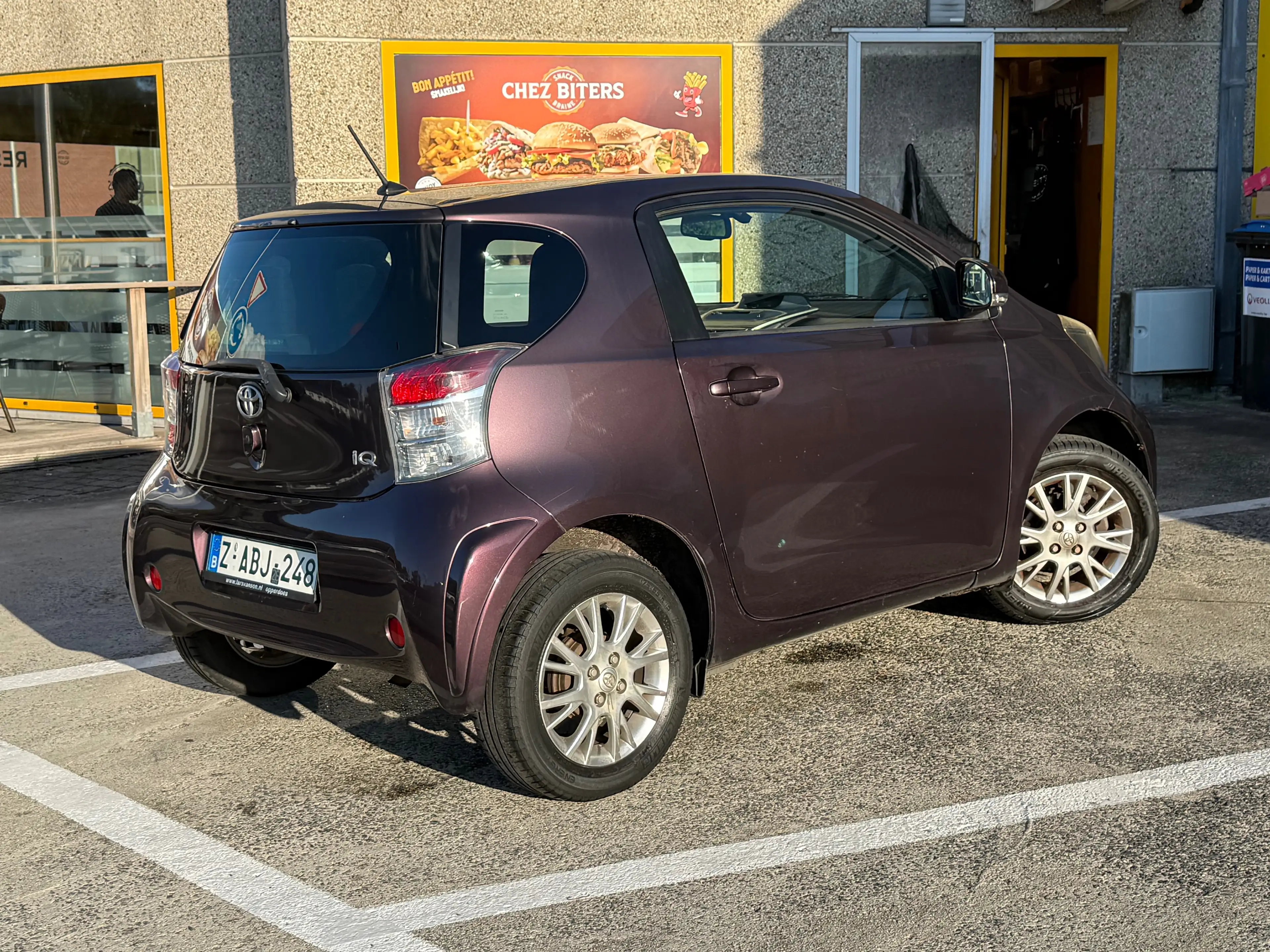 Toyota iQ iQ 1.0i VVT-i / AIRCO / GARANTIE / KEY LESS / AUTOMATIQUE — photo 6