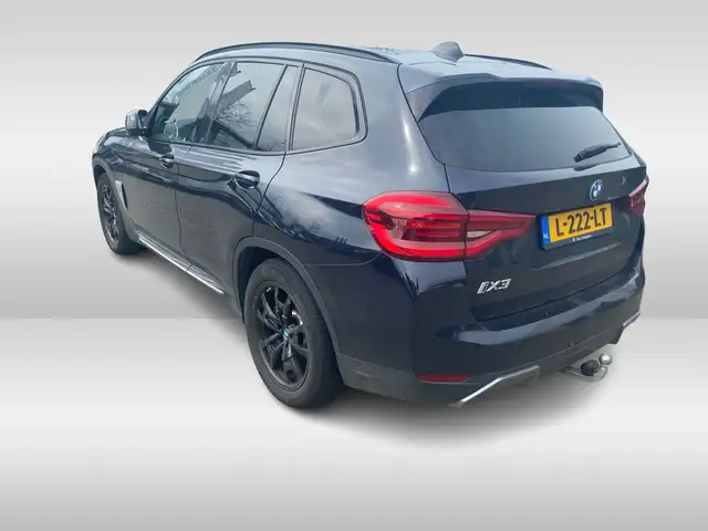BMW Ix3 view 4
