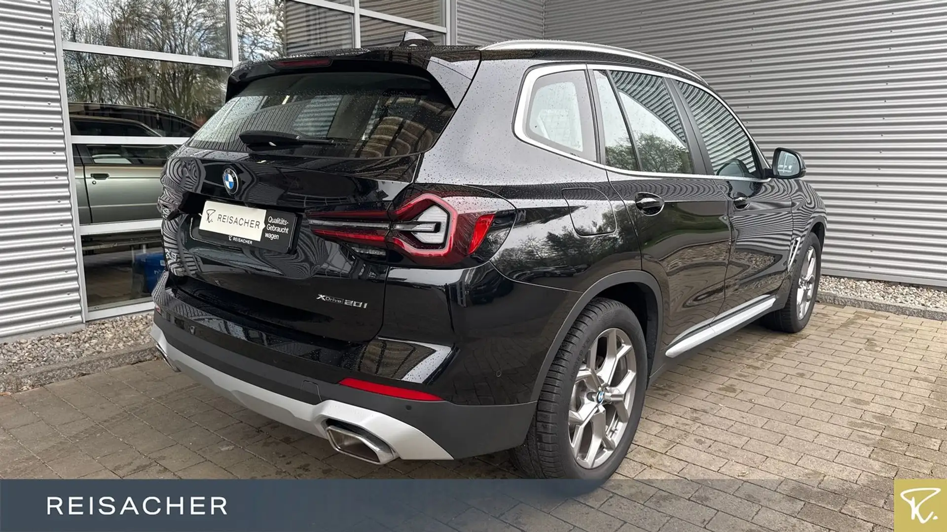 BMW X3 xDrive 20i A RüKa adLED HiFi ACC Noir - 2