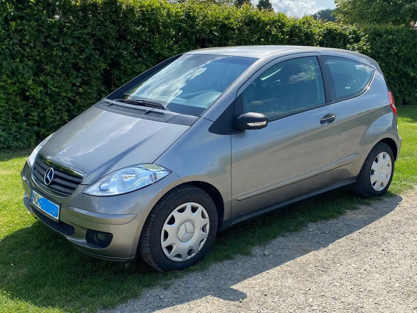 Mercedes-Benz A 150 A-Klasse  3-Türer Autotronic Avantgarde Grau - 1
