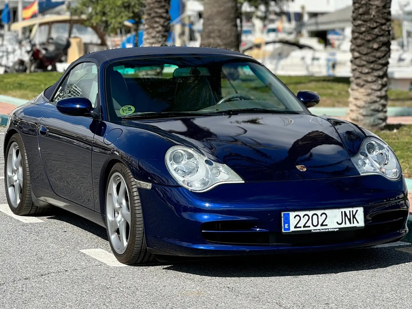 Porsche 911 996 Carrera Cabrio Blau - 2