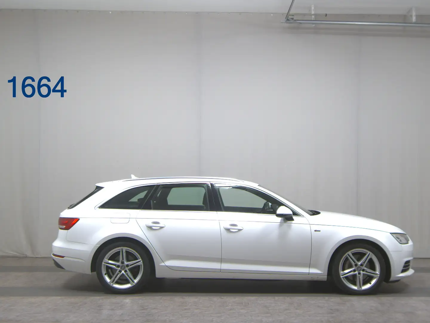 Audi A4 Avant 3.0 TDI S-Line T-Leder Navi+ vc  Xenon Weiß - 1