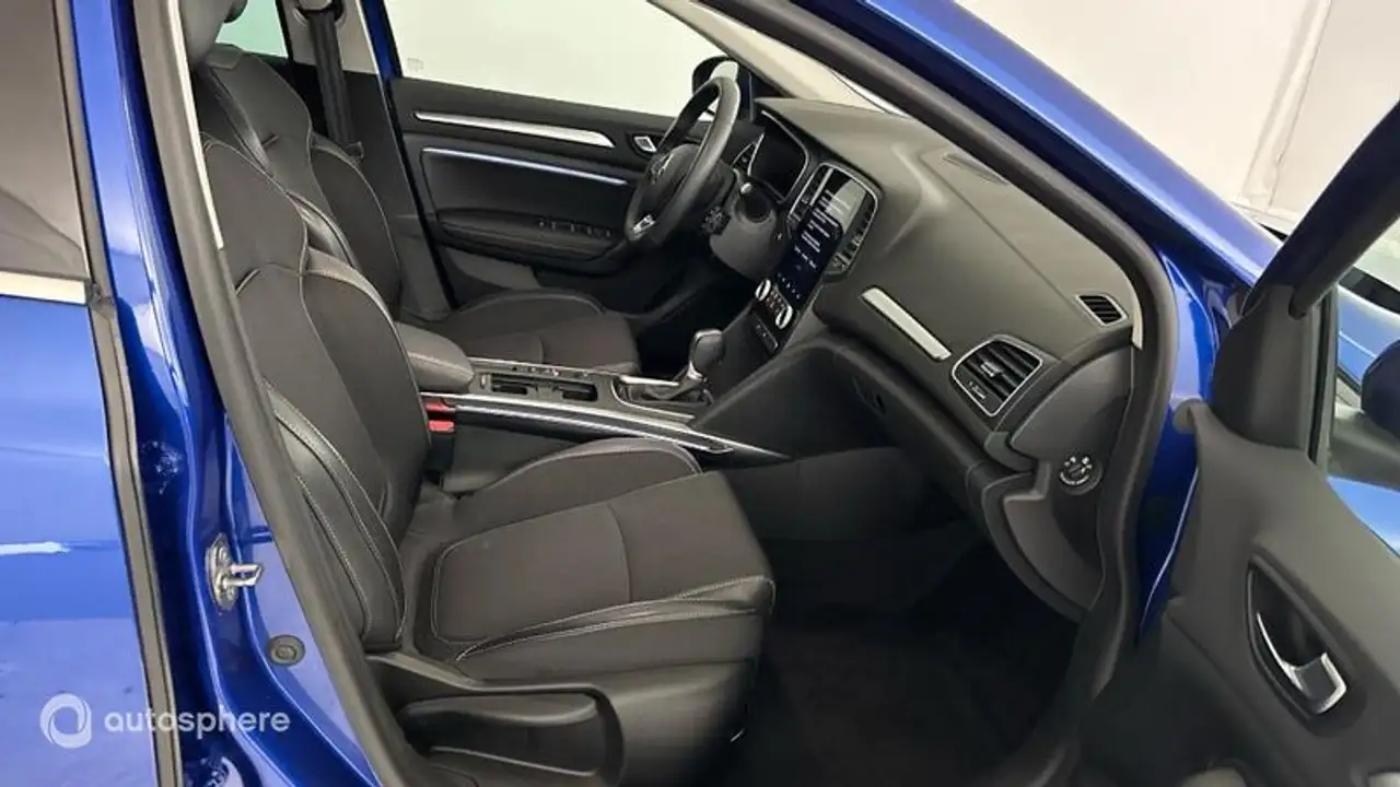 Renault Megane Citadine 5 portes — photo 15