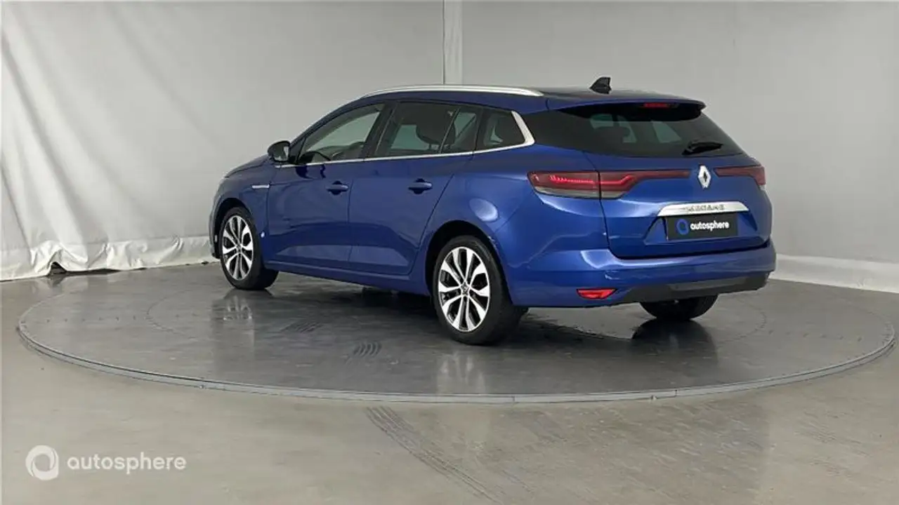 Renault Megane Citadine 5 portes — photo 8