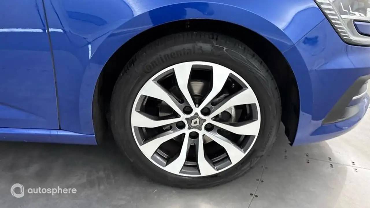 Renault Megane Citadine 5 portes — photo 20