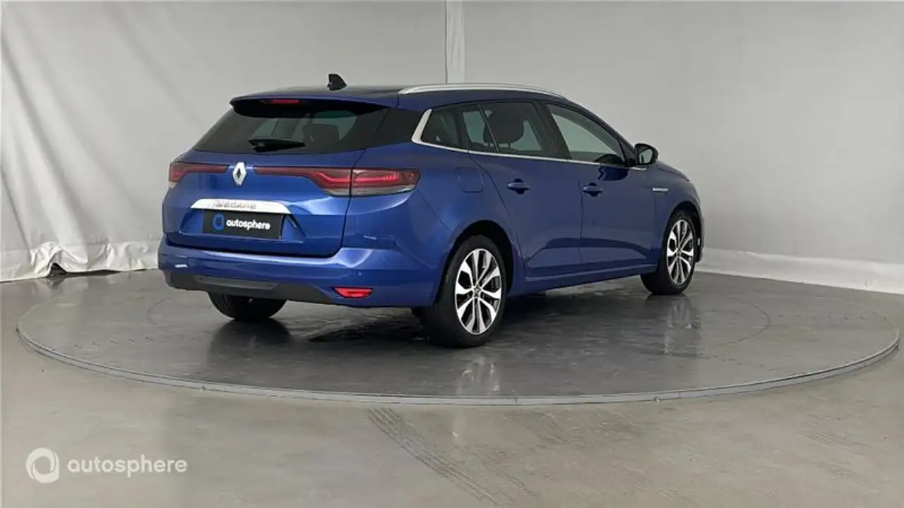 Renault Megane Citadine 5 portes — photo 5
