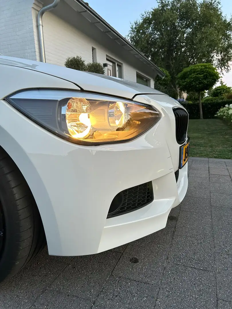 BMW 116 1-serie 116i Business+ M Sport Edition | F20 Bílá - 2