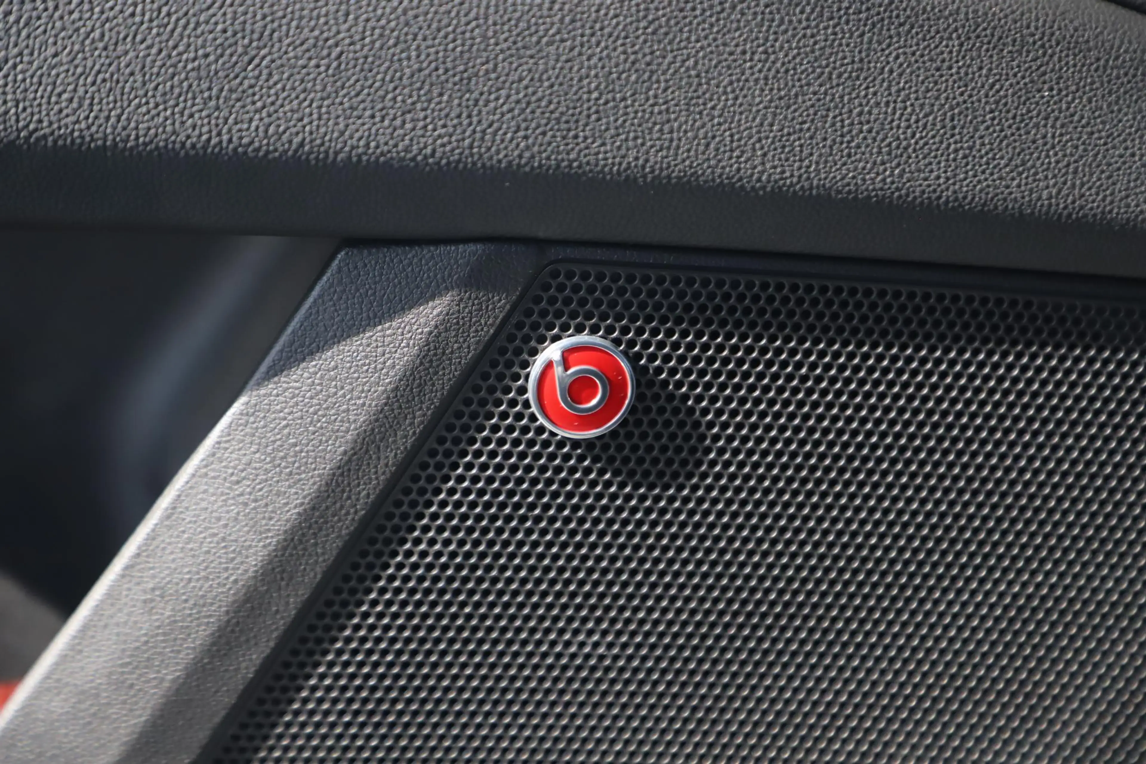 SEAT Leon ST 1.5 TSI FR Business Intense 131PK Virtual Cockp — photo 12