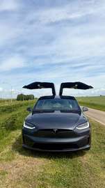 100 kWh Dual Motor Long Range (492 kW)