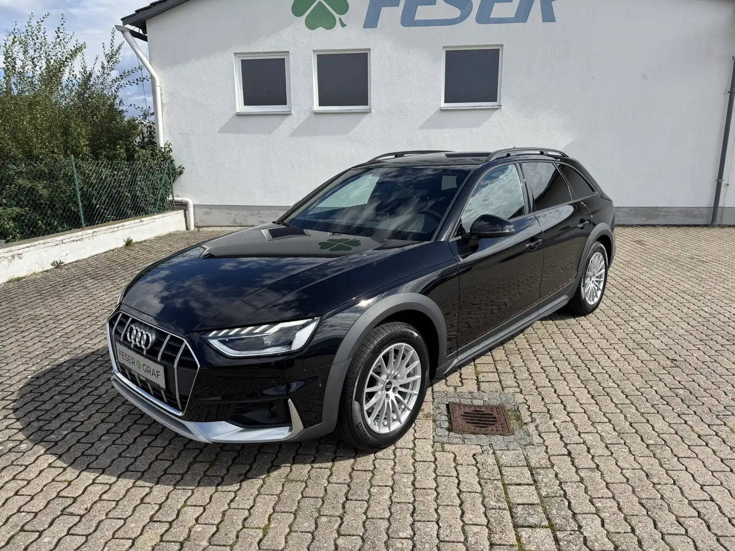 Audi A4 allroad quattro 40 TDI AHK LED NAVI Schwarz - 2