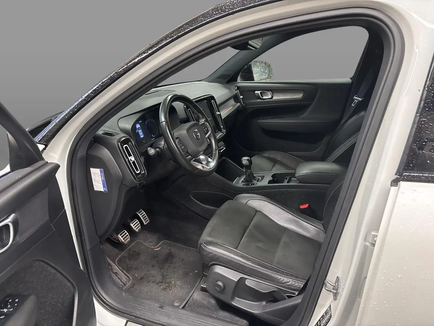 Volvo XC40 1.5 T3 R-Design | Adaptive cruise control | Parkee Weiß - 2