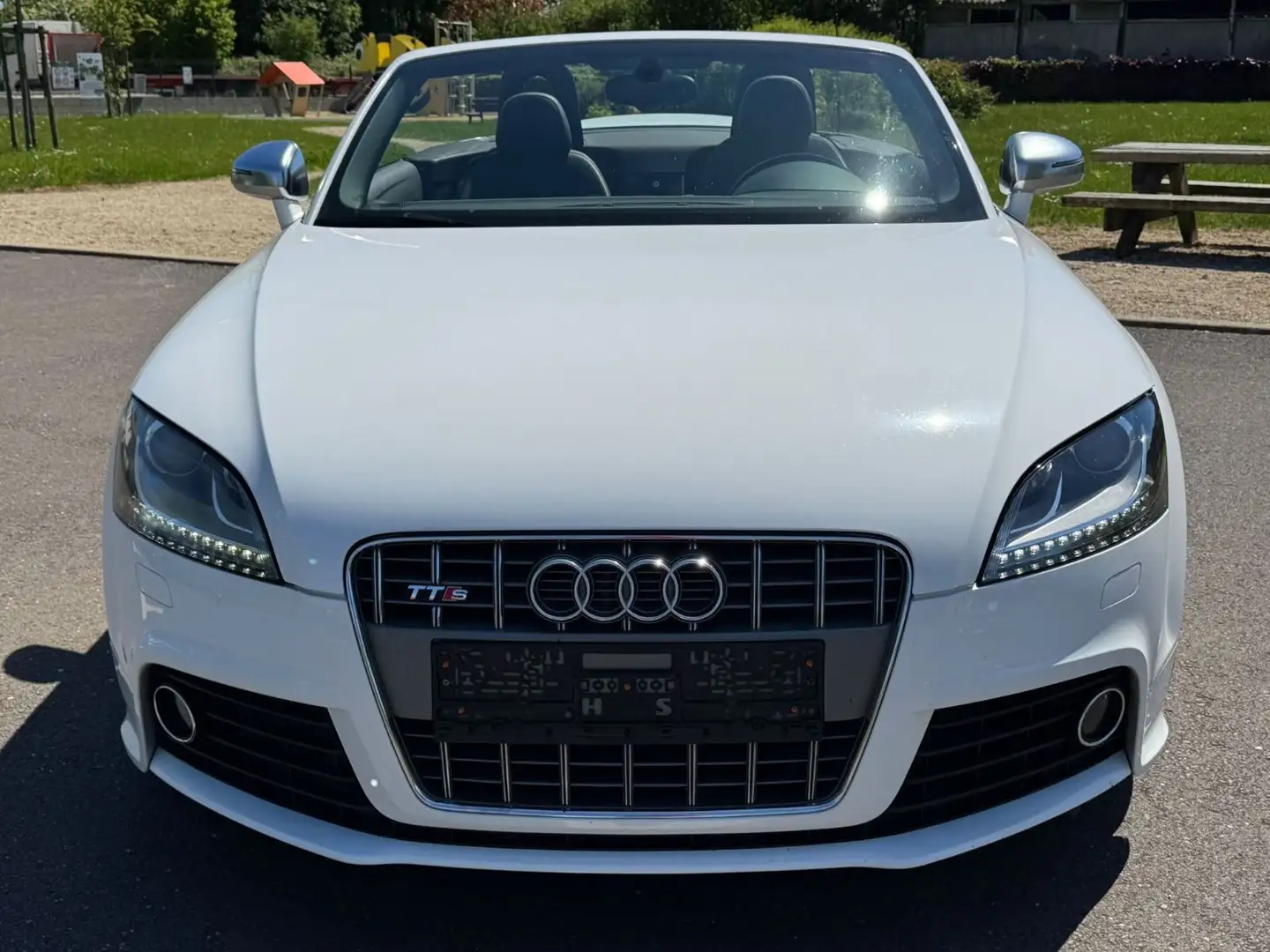 Audi TT S Coupe/Roadster 2.0 TFSI  quattro Weiß - 2