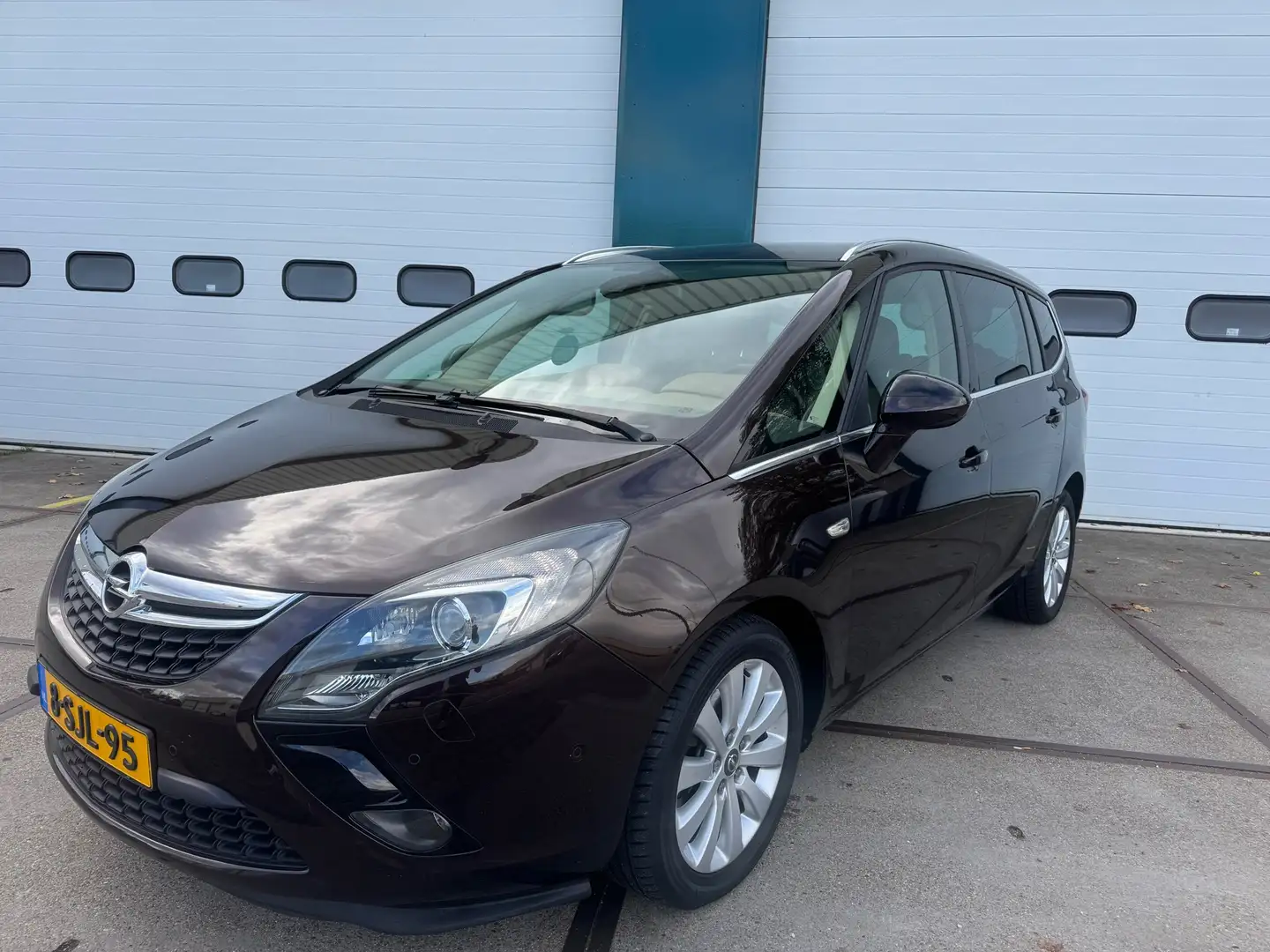 Opel Zafira Tourer 1.4 Cosmo 7p. Automaat ! Leder ! Brun - 1
