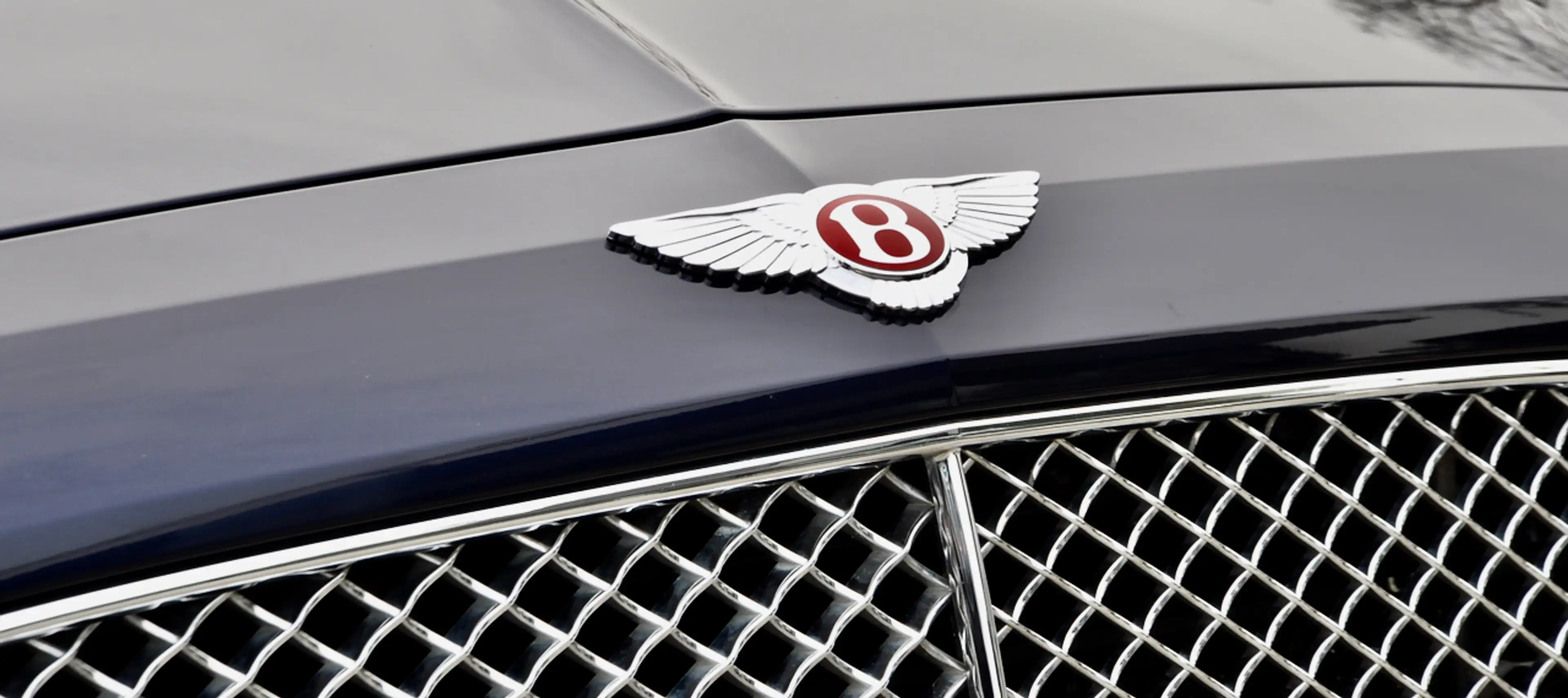Bentley Flying Spur 4.0 V8 MULLINER FULL HISTORY — photo 15