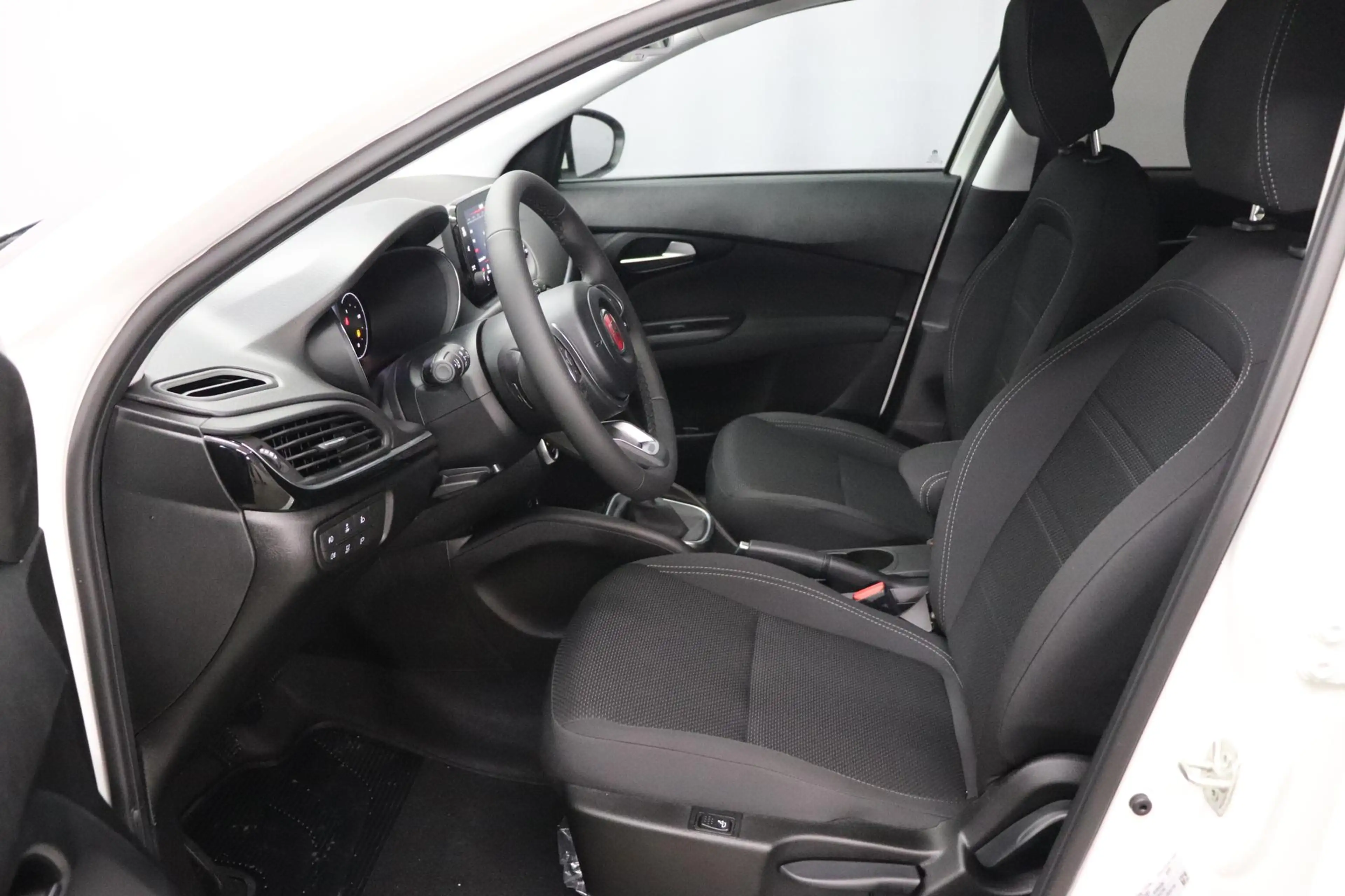 Fiat Tipo 5-Türer CITY LIFE 1.0 T3 74kW Navigationssystem... — photo 8
