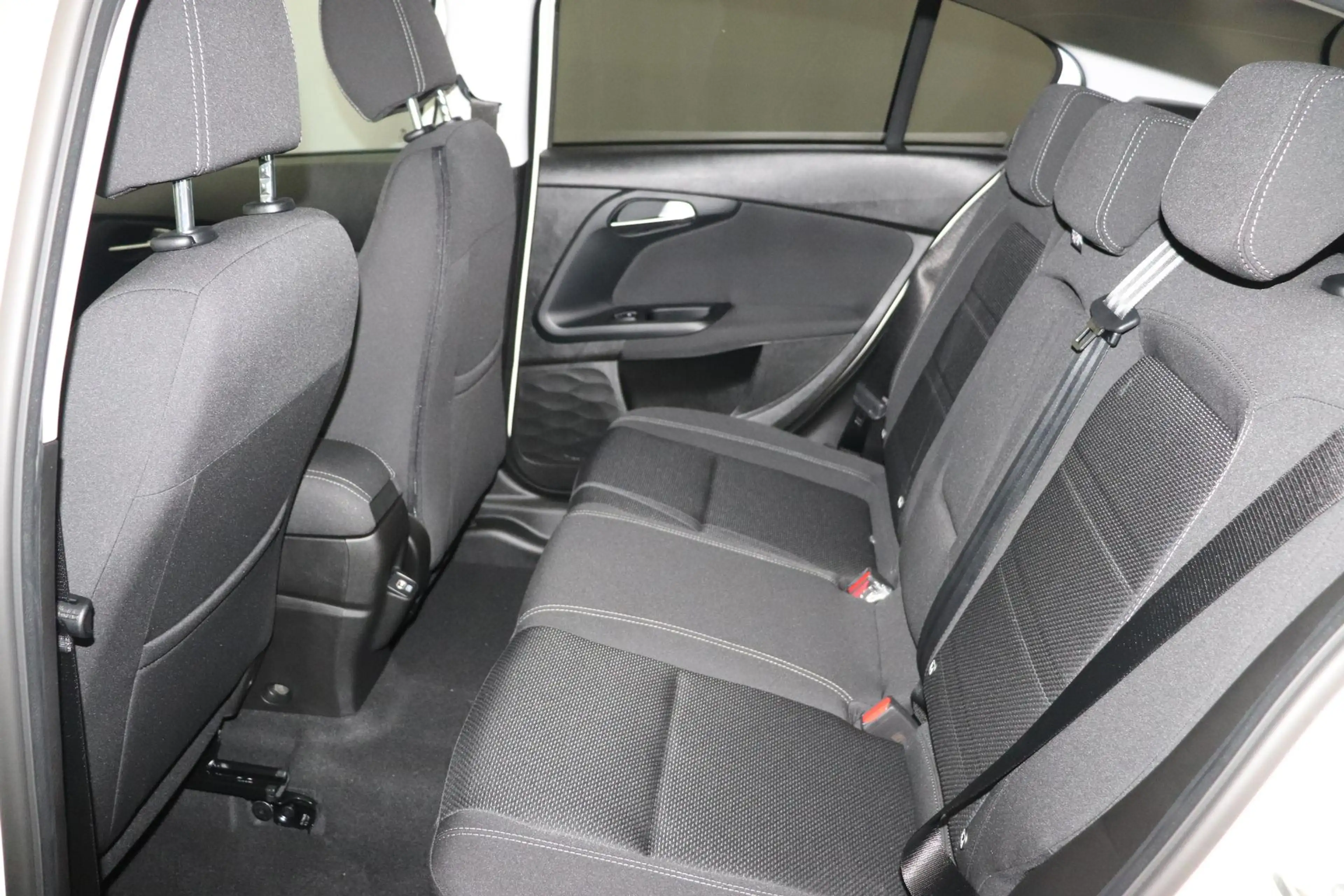 Fiat Tipo 5-Türer CITY LIFE 1.0 T3 74kW Navigationssystem... — photo 10