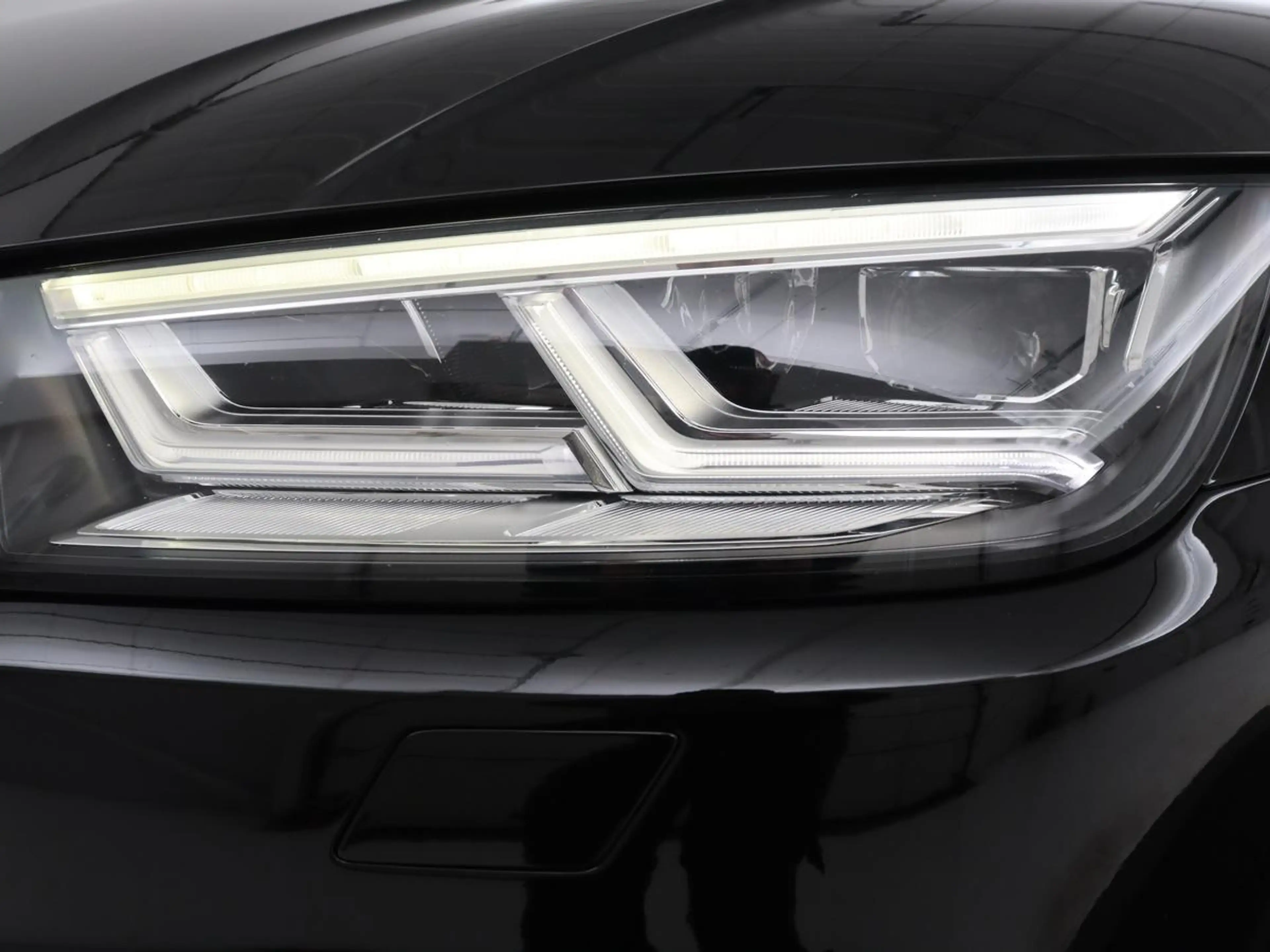 Audi Q5 2.0 TFSI quattro S-Line Launch Edition | Panoramad — photo 37