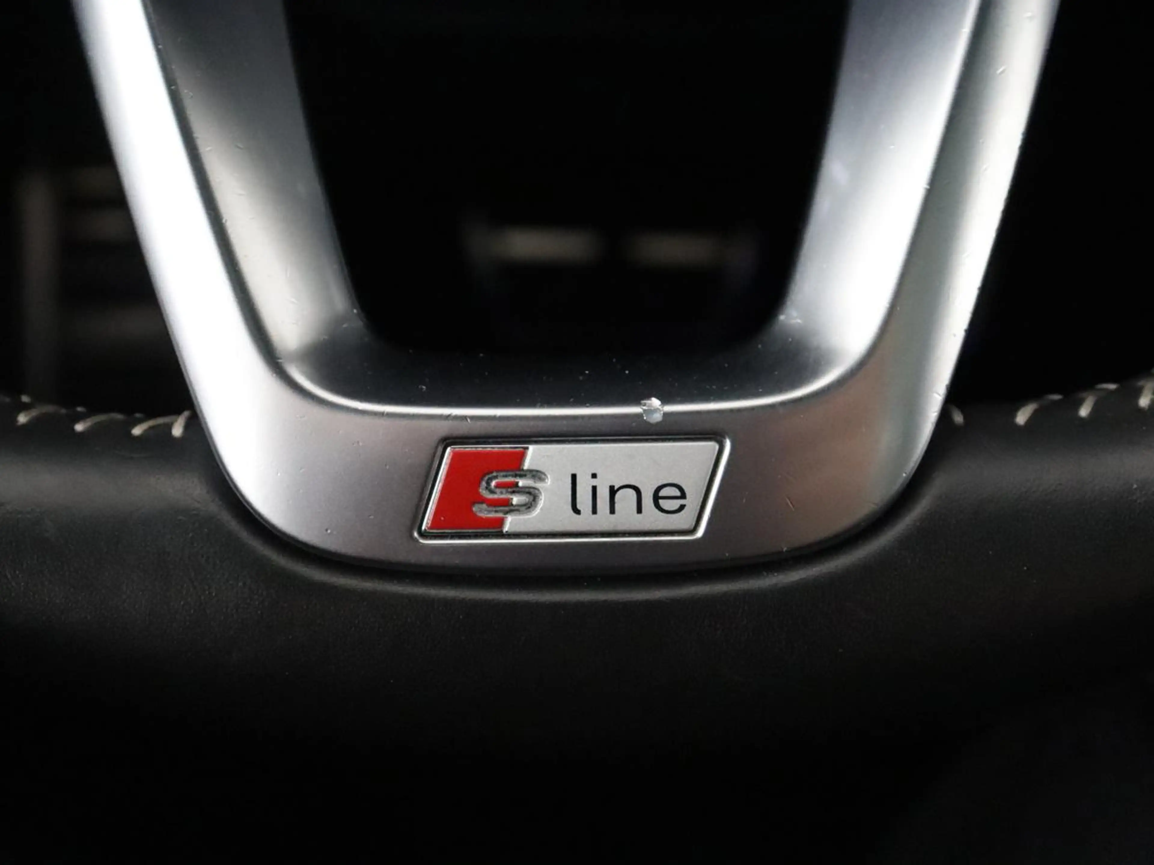 Audi Q5 2.0 TFSI quattro S-Line Launch Edition | Panoramad — photo 34