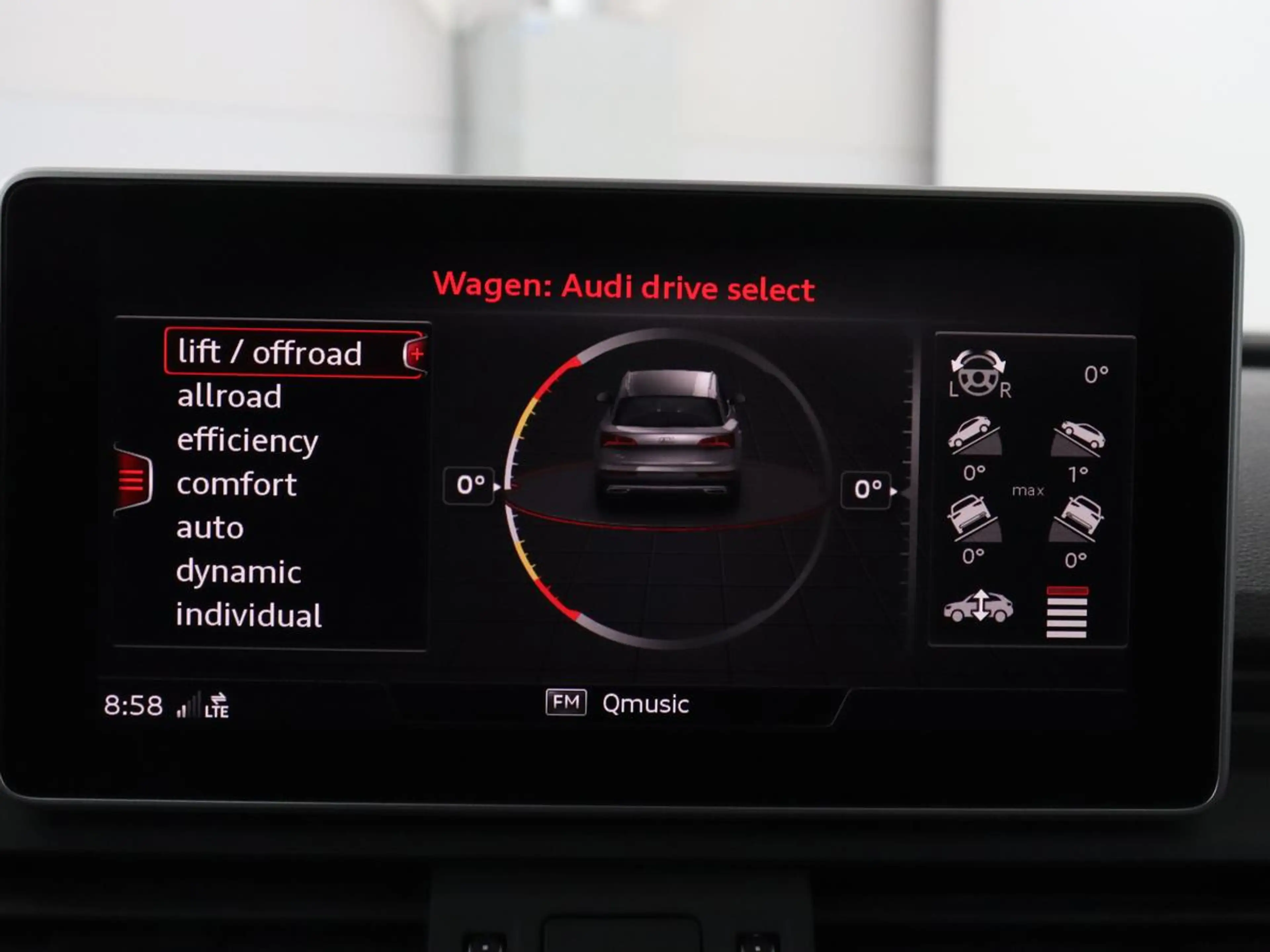 Audi Q5 2.0 TFSI quattro S-Line Launch Edition | Panoramad — photo 26