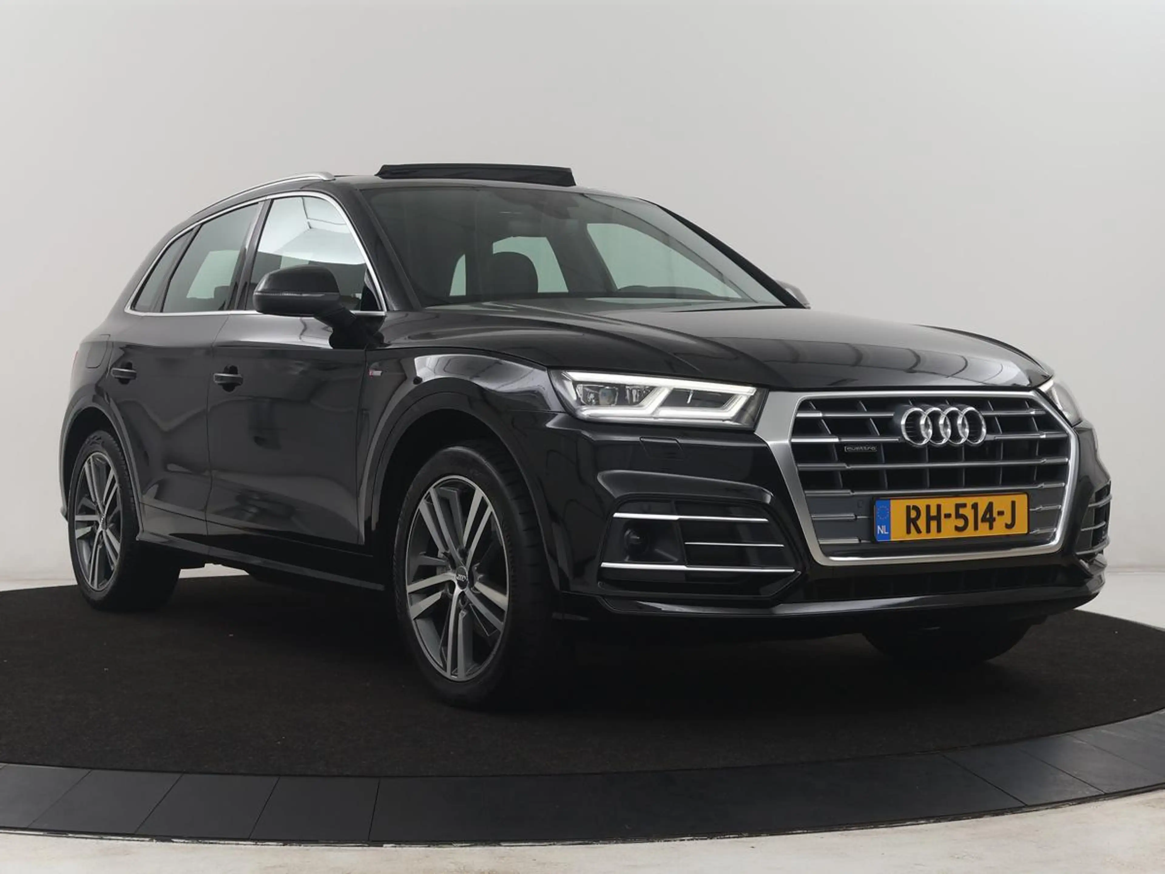 Audi Q5 2.0 TFSI quattro S-Line Launch Edition | Panoramad — photo 49