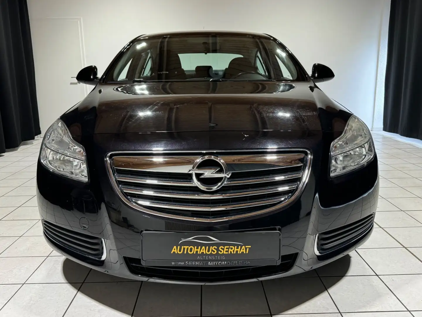 Opel Insignia Edition *TEMP*MFL*KLIMAAUTO*AHK*EURO5* Schwarz - 2
