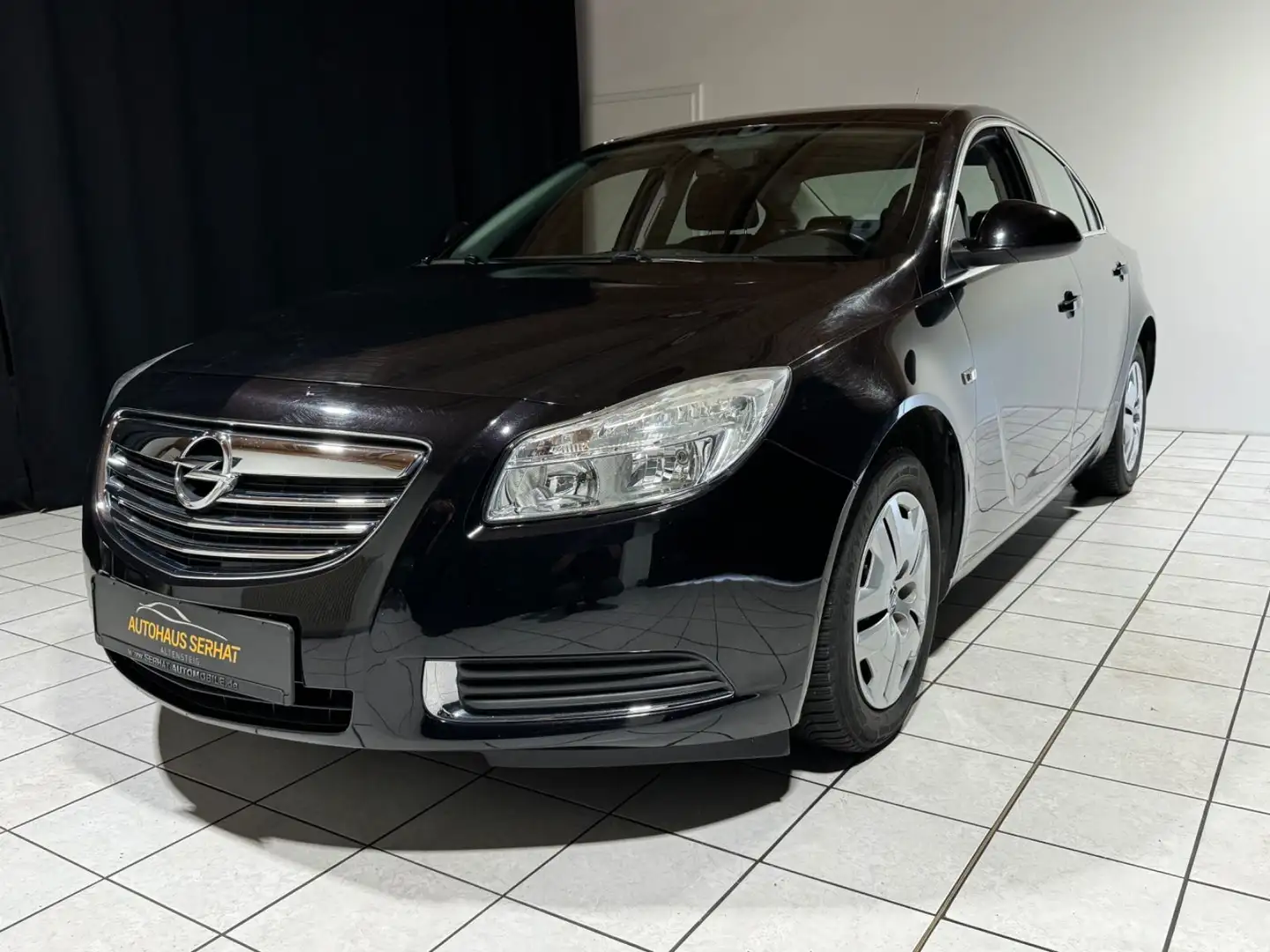 Opel Insignia Edition *TEMP*MFL*KLIMAAUTO*AHK*EURO5* Schwarz - 1