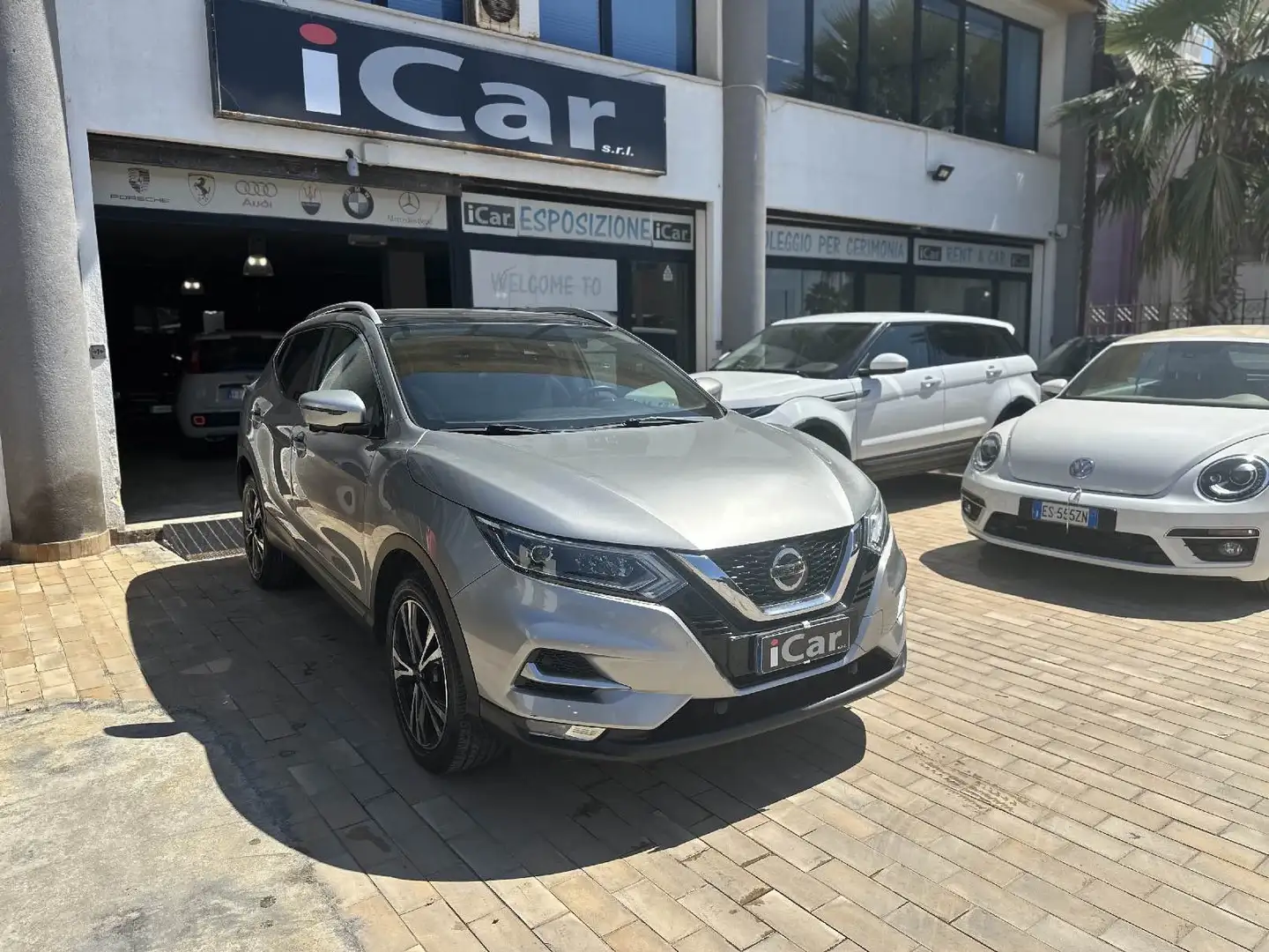 Nissan Qashqai 1.5 dci Tekna+ 115cv Silber - 2