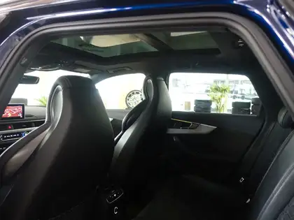 Annonce voiture d'occasion Audi RS4 - CARADIZE