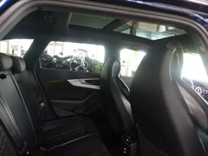 Annonce voiture d'occasion Audi RS4 - CARADIZE