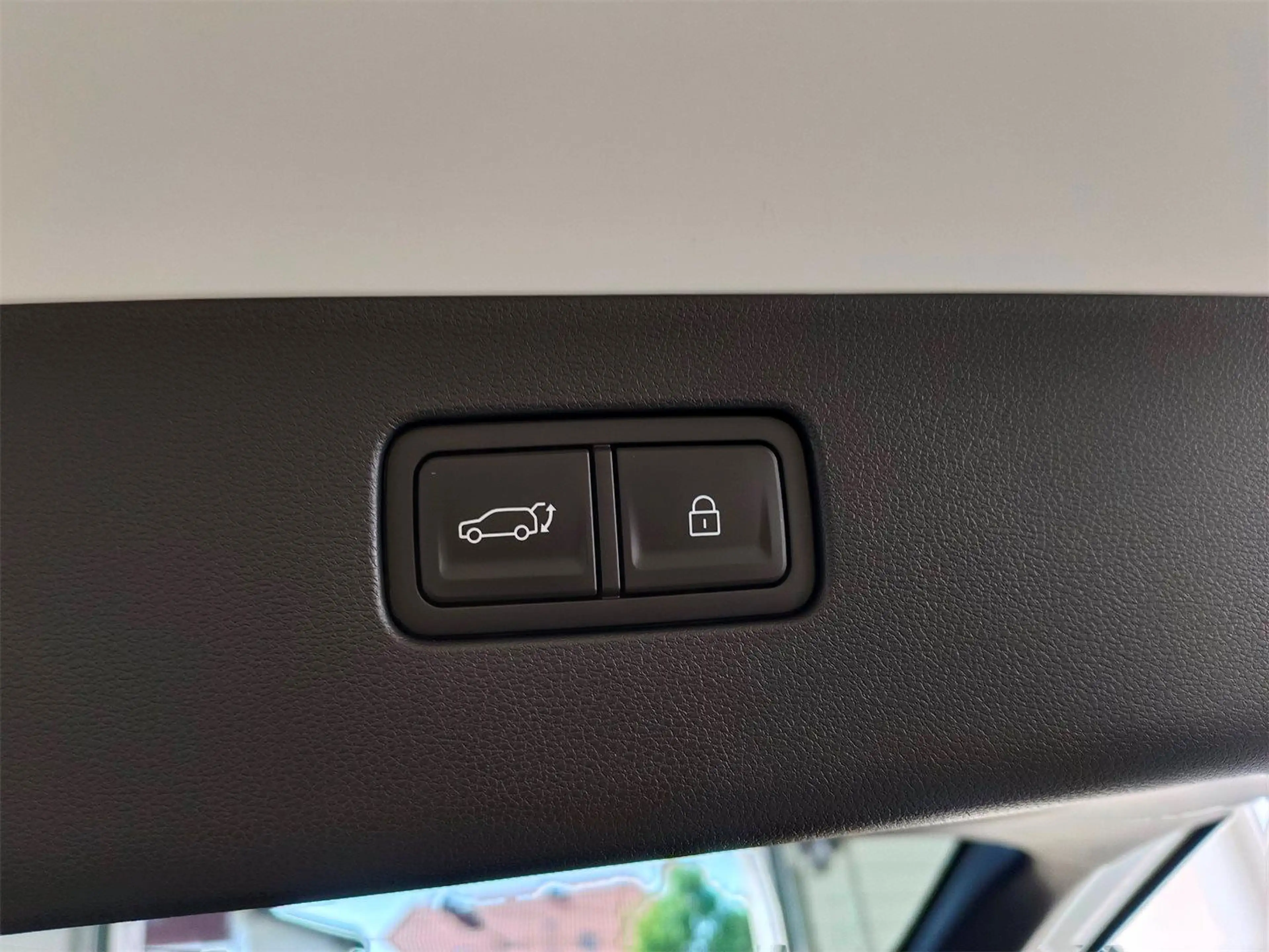 Hyundai IONIQ 9 Prestige Line 110 kWh 4WD 96p72-O2 — photo 11